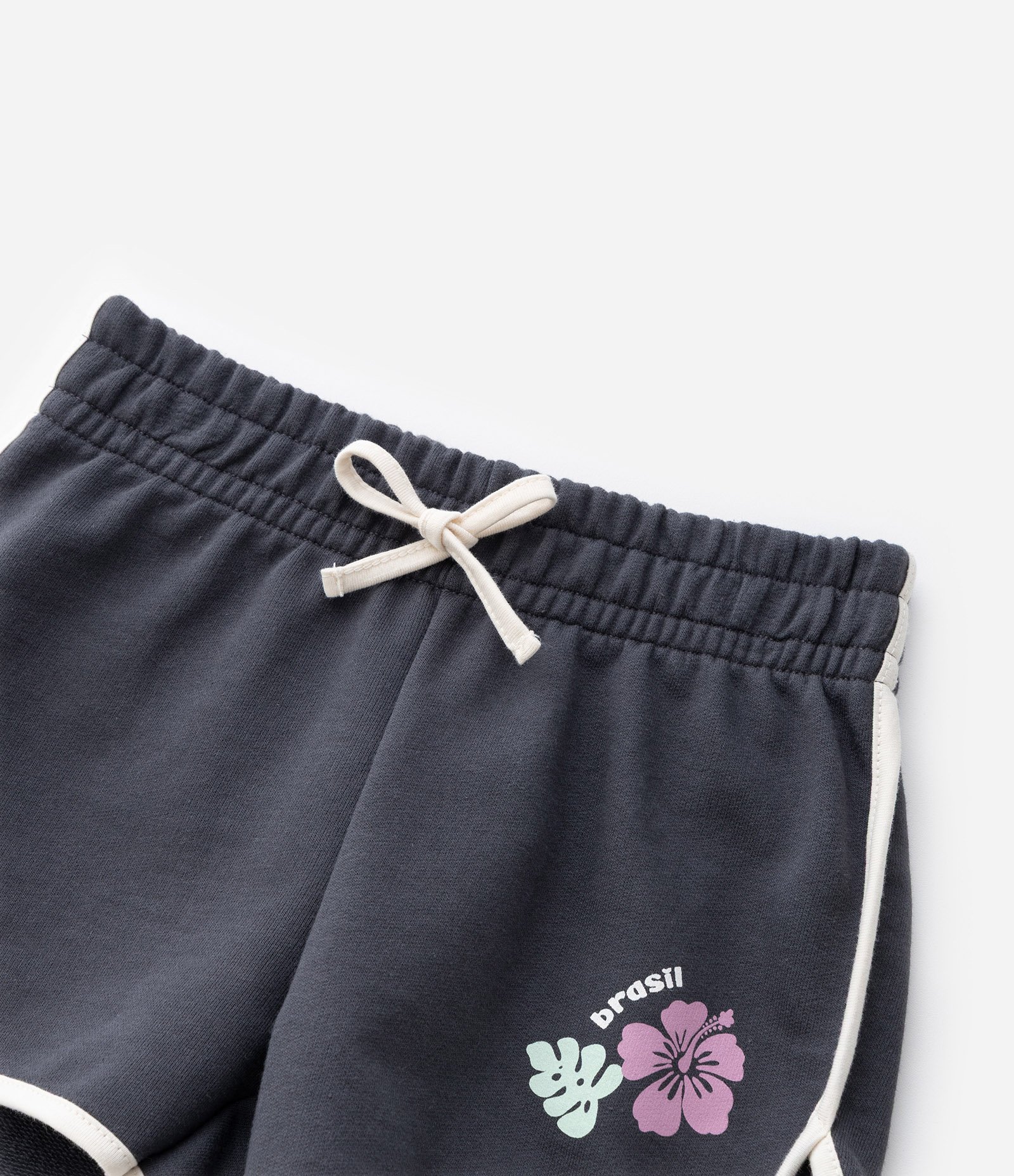 Short Infantil Runner em Moletom com Flor Localizada - Tam 1 a 6 Anos Cinza 4