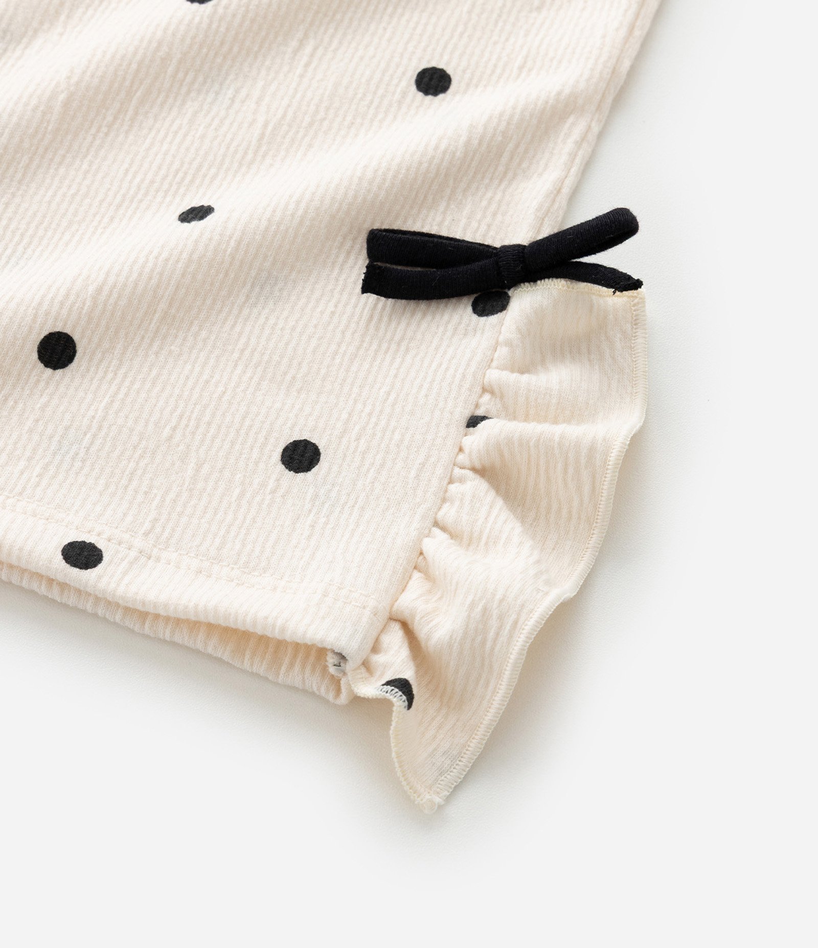 Calça Infantil com Estampa Poá Babados Laterais e Texturizada - Tam 1 a 6 Anos Bege 4