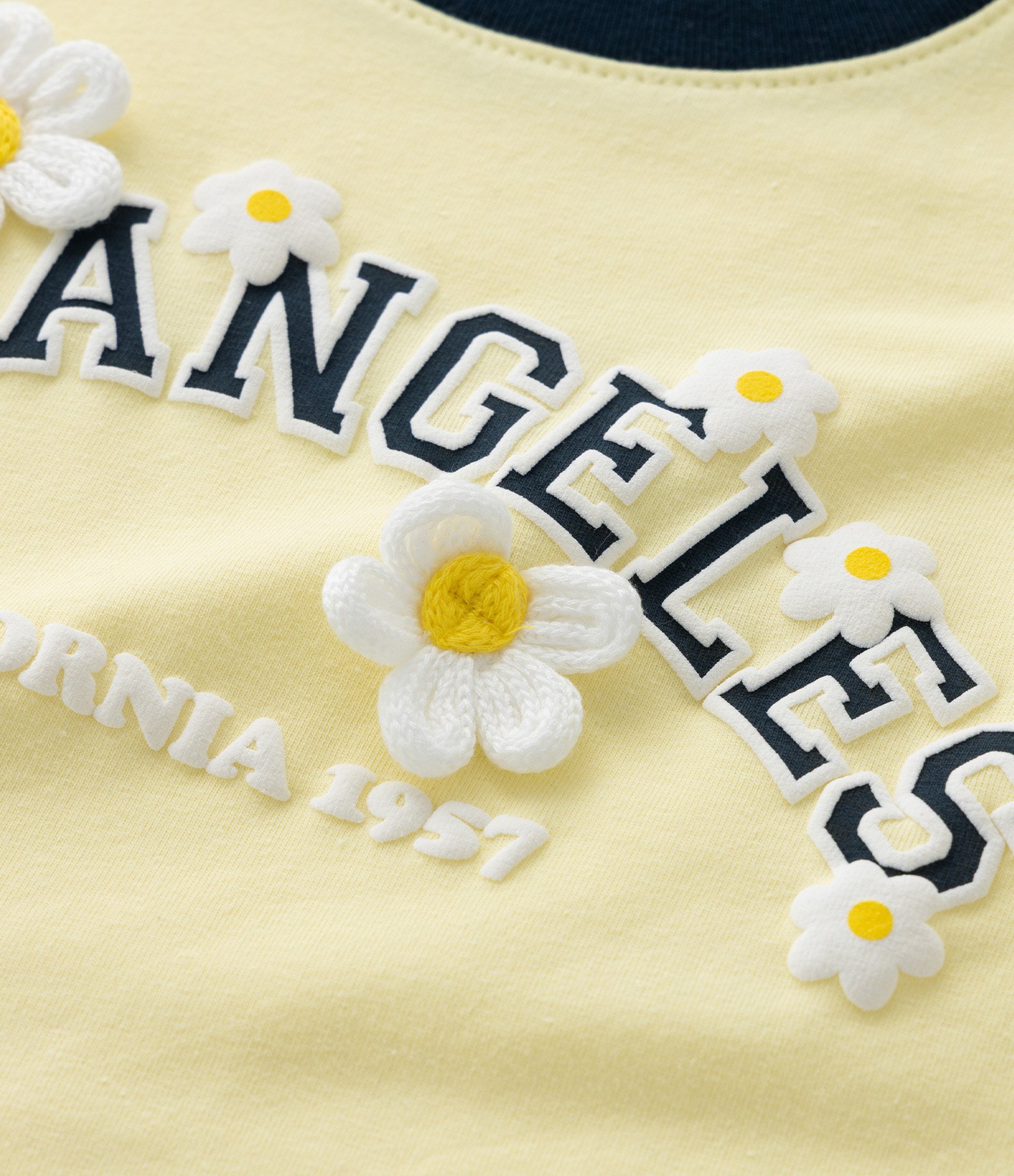 Conjunto Infantil com Margaridas Los Angeles - Tam 1 a 6 Anos Amarelo/Azul 10