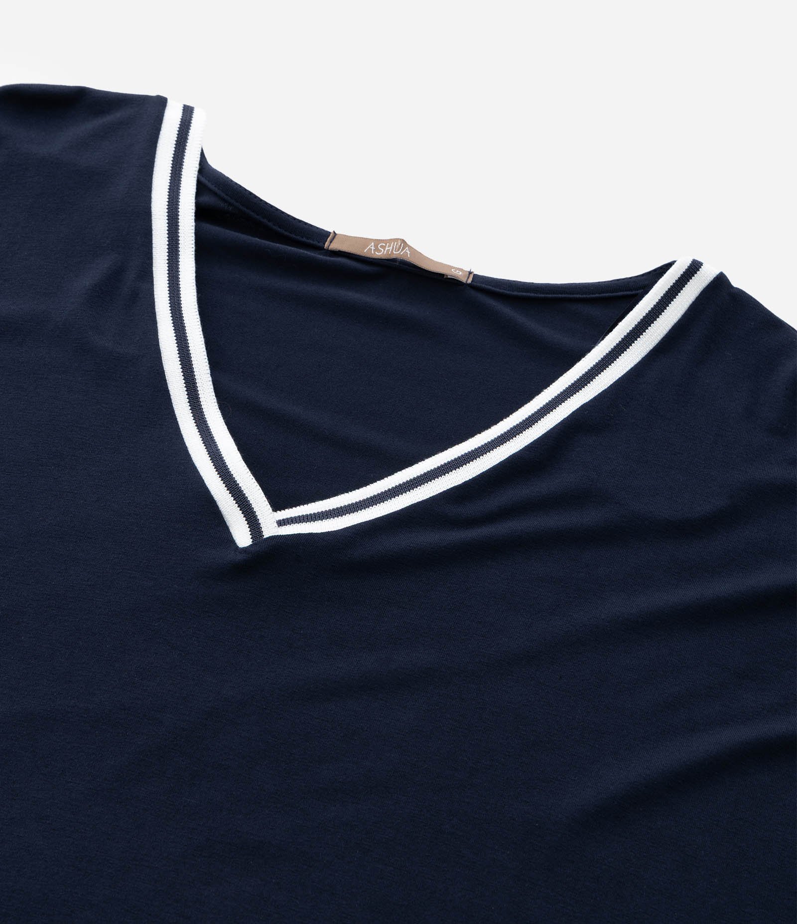 Blusa Alongada em Viscolycra Curve & Plus Size Azul 4