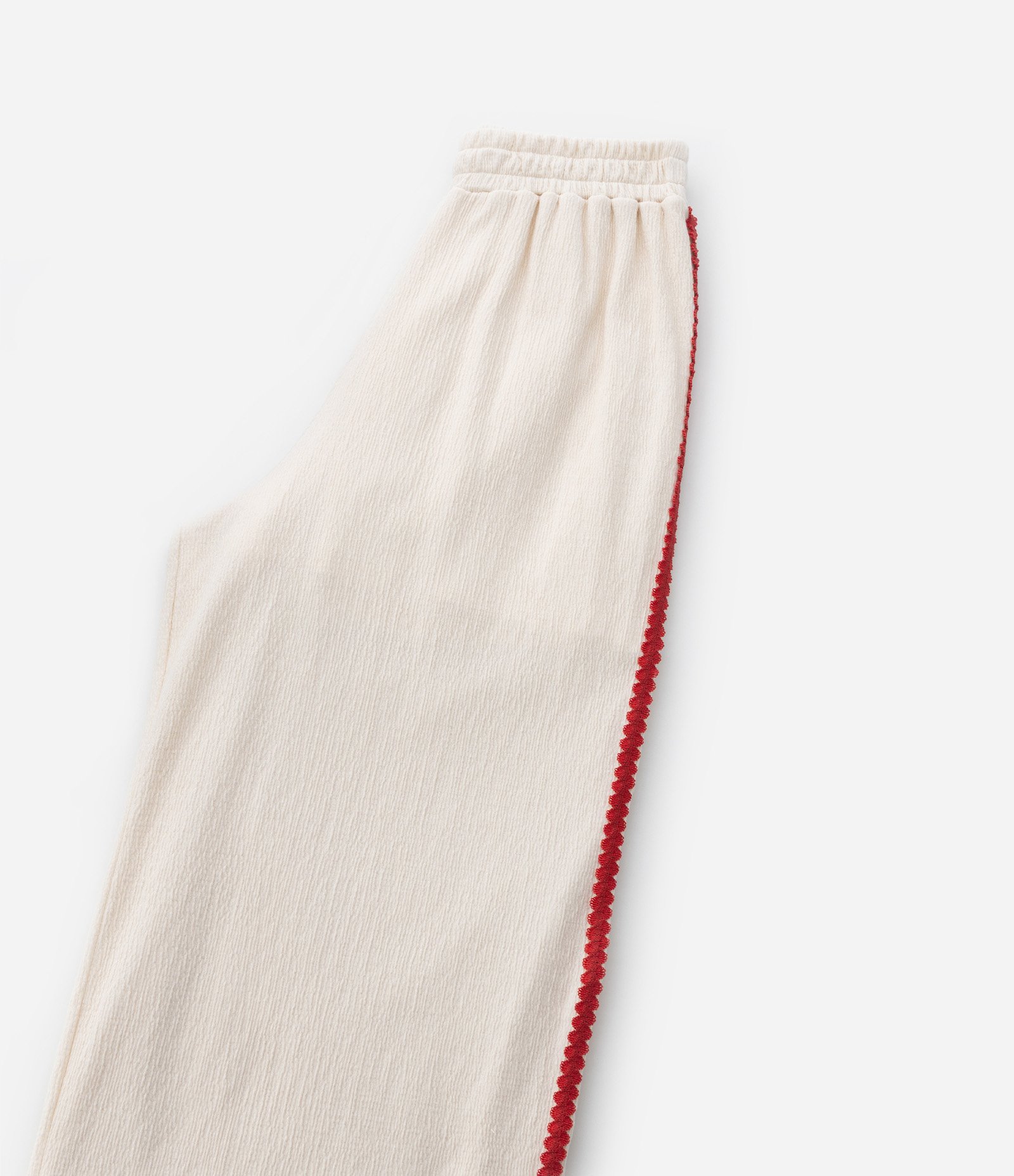 Calça Infantil Wide Leg em Anarruga com Aplicação de Sianinha - Tam 7 a 14 Anos Bege 4