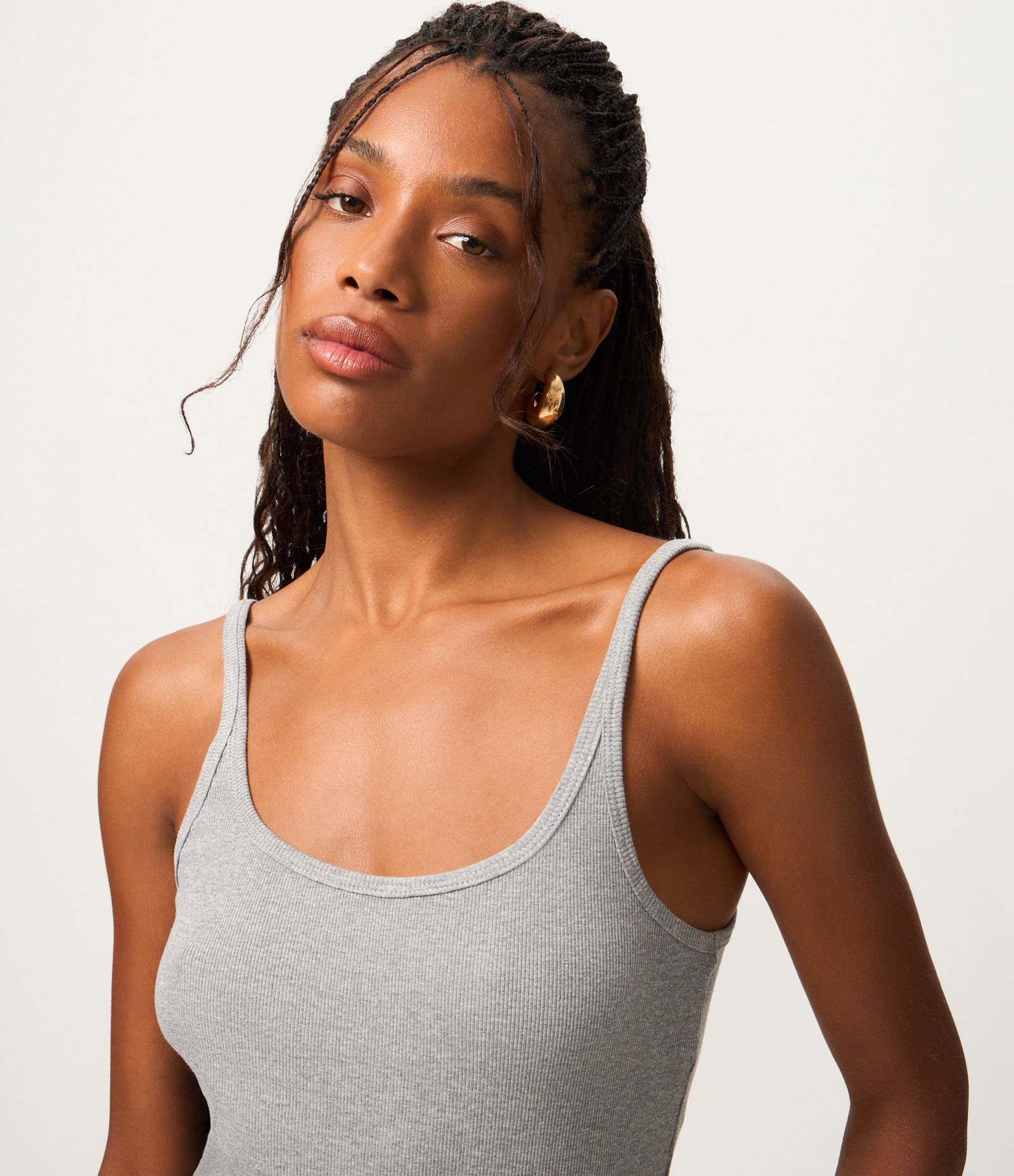 Blusa Canelada em Ribana com Decote U e Alça Fina Cinza 3