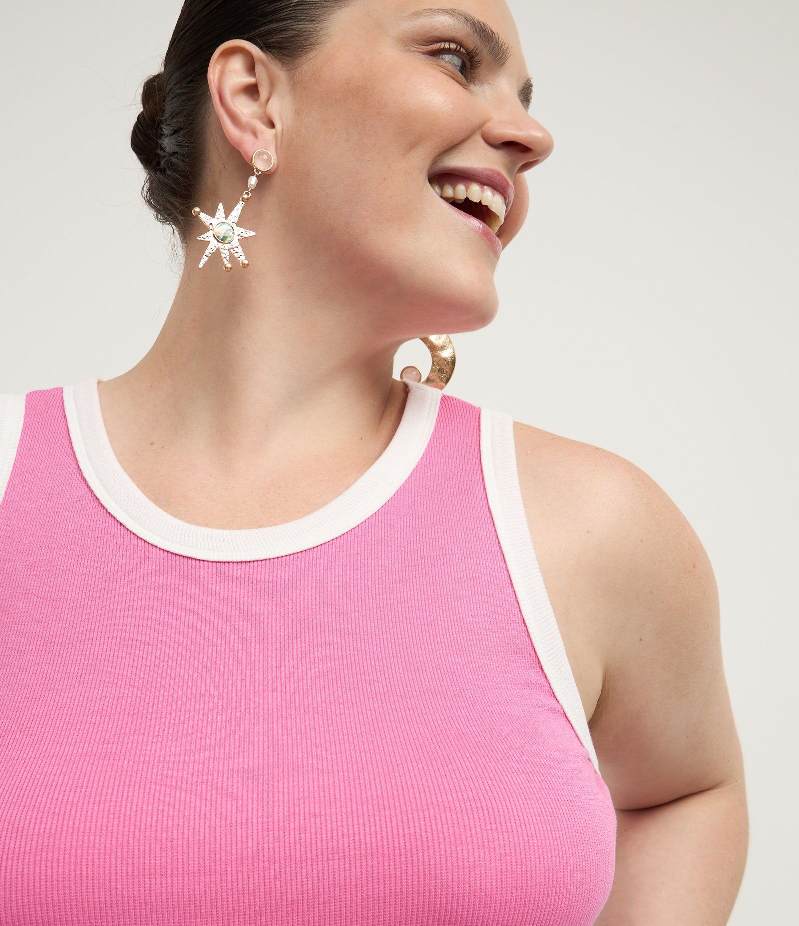 Blusa Regata Canelada com Viés Contrastante Curve & Plus Size Rosa 2