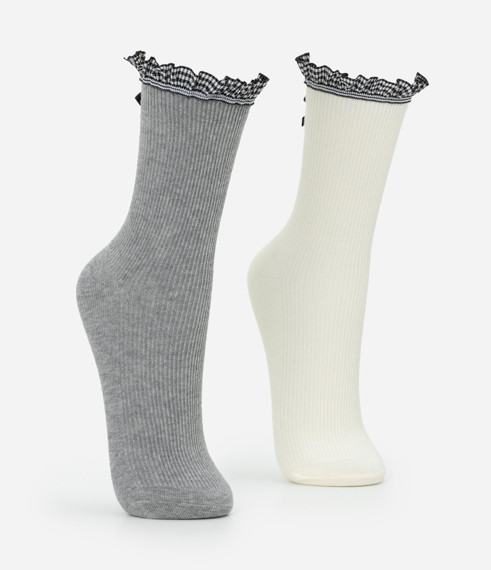 Kit 02 Meias Cano Médio Com Frufru E Laço Cinza/Branco 2