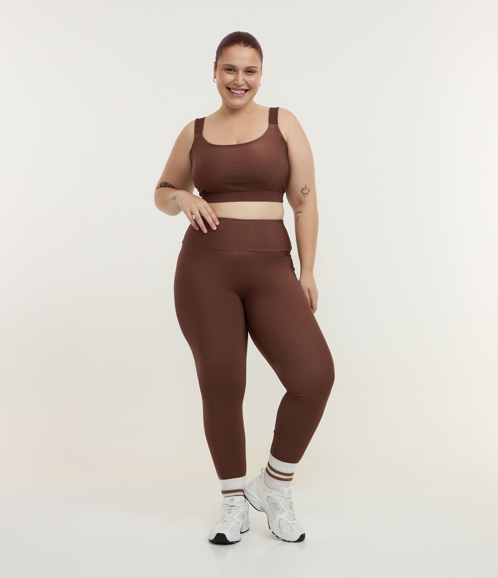 Calça Legging Esportiva Texturizada com Tecnologia Dry e Bolso Interno Curve & Plus Size Marrom 1