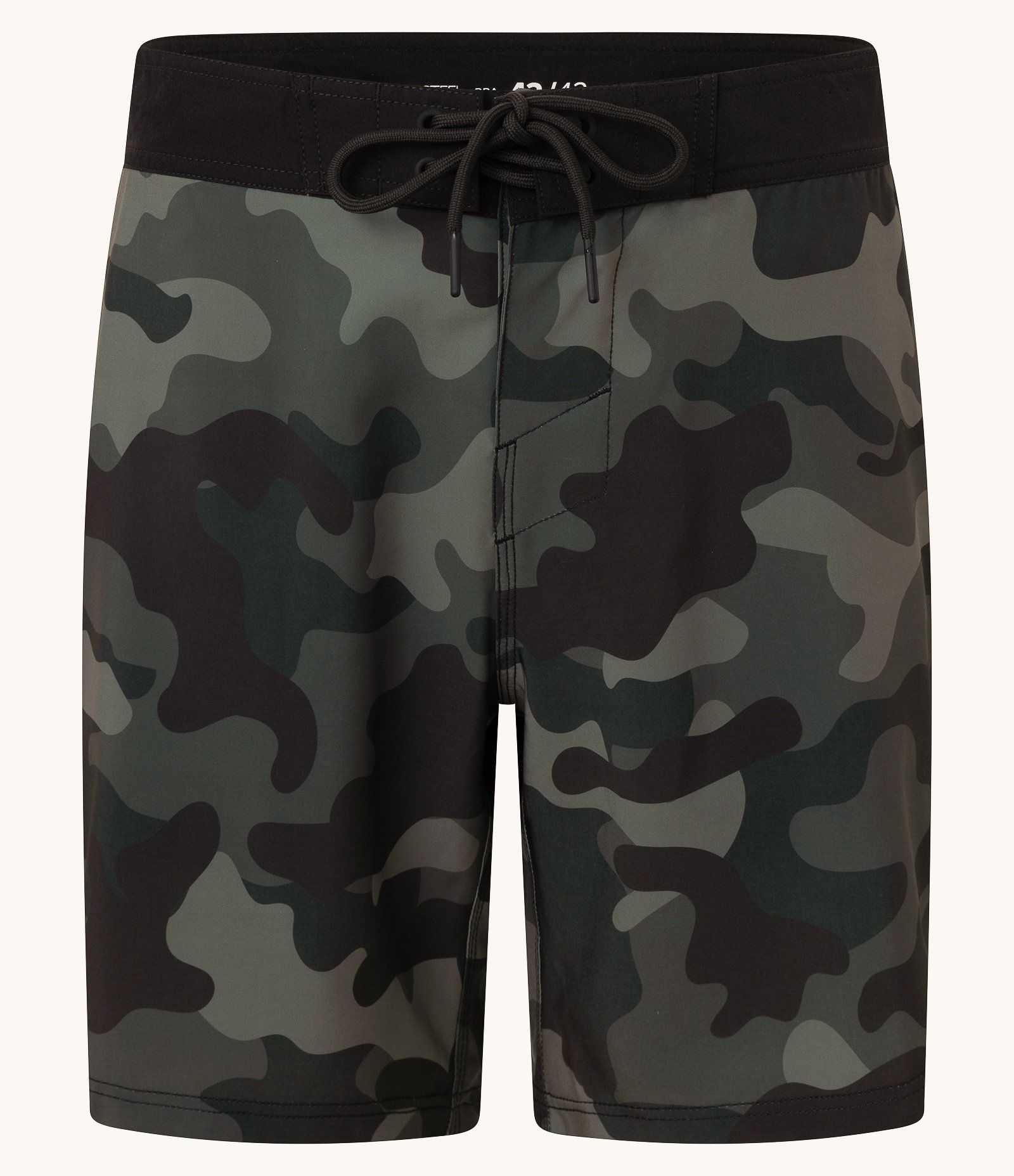 Bermuda em Microfibra com Estampa Camuflada Preto 4