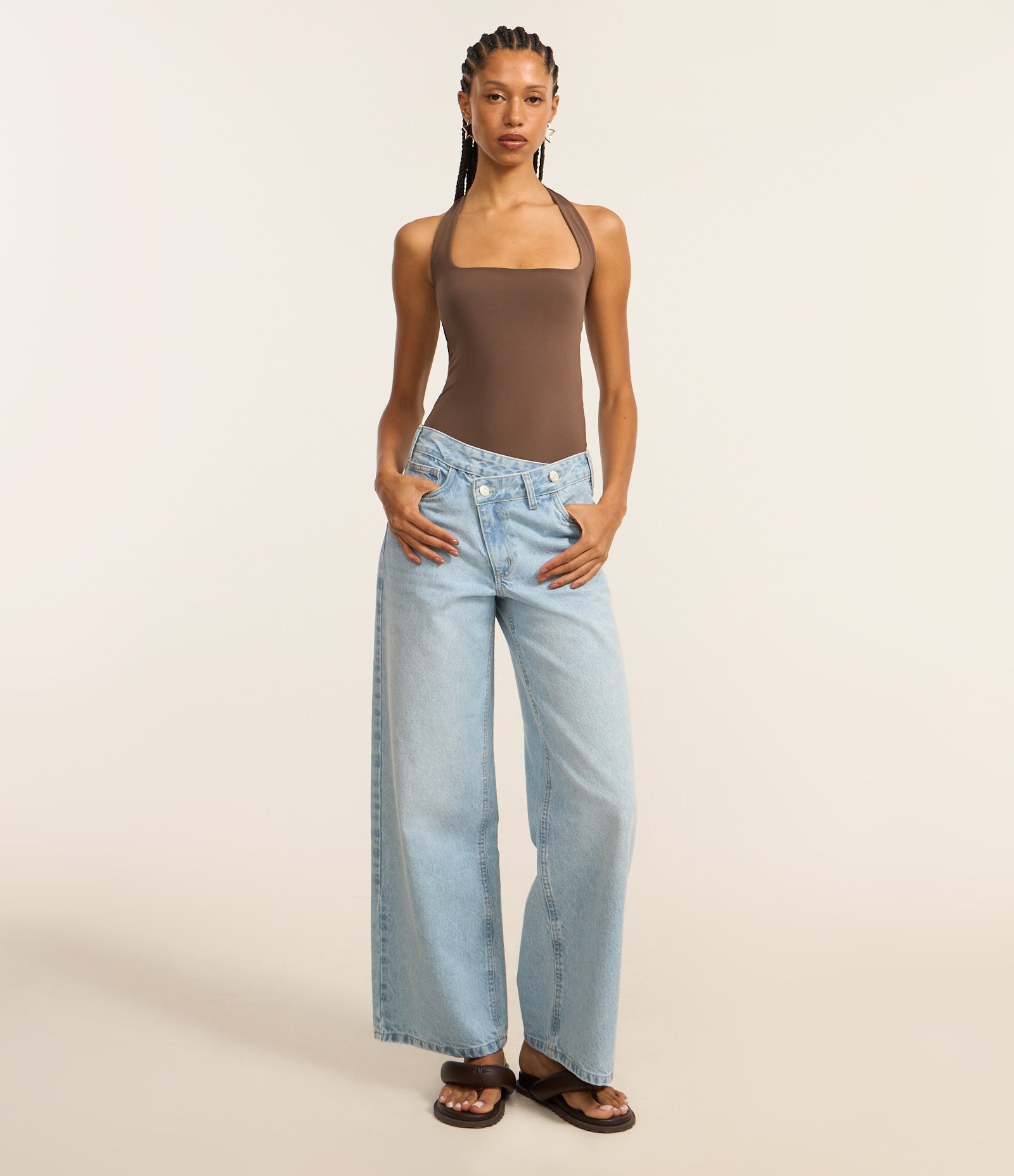 Body Frente Única em Microfibra com Decote Quadrado Marrom 2