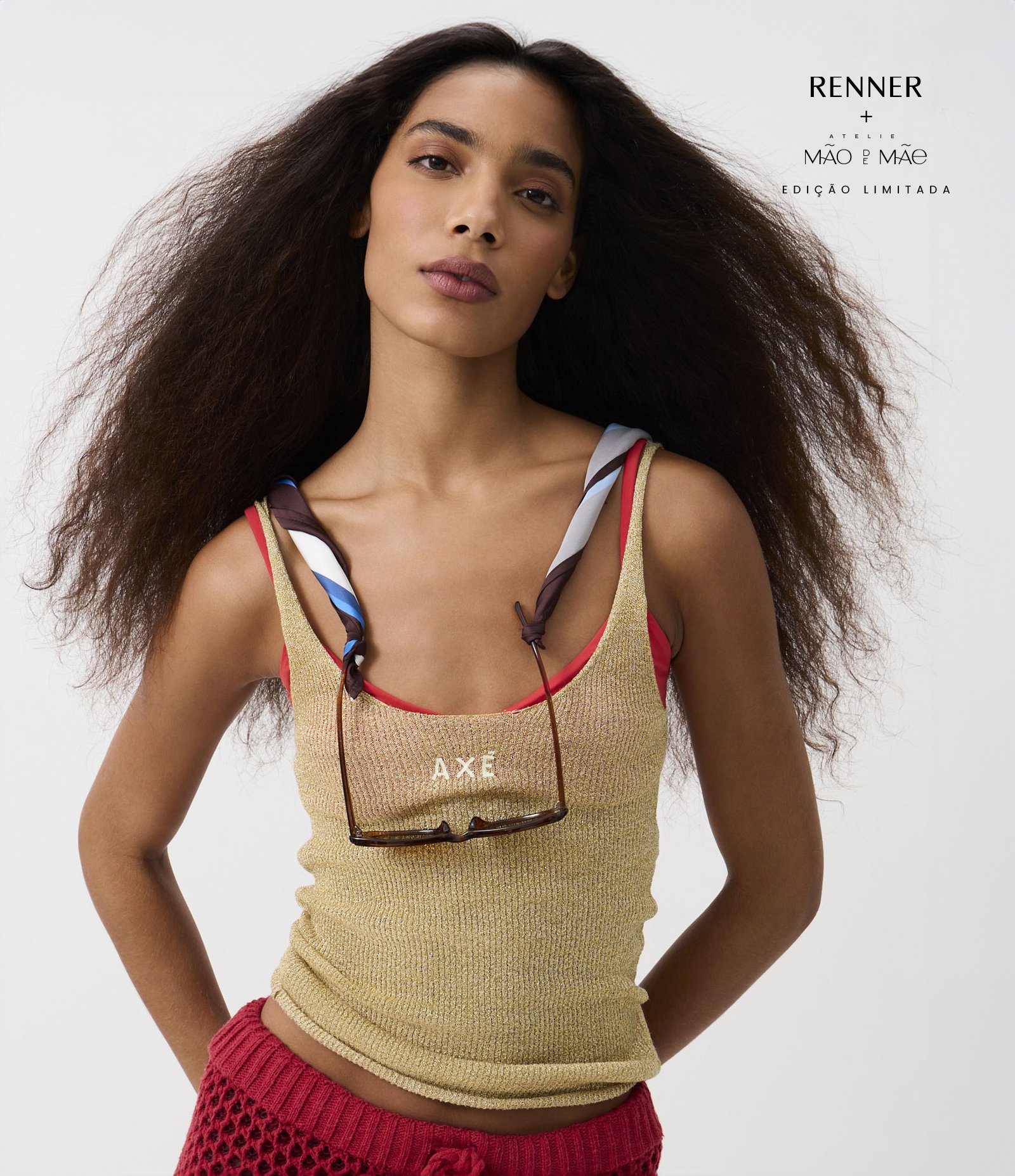 Lenço Retangular em Cetim com Estampa Búzios Branco 1