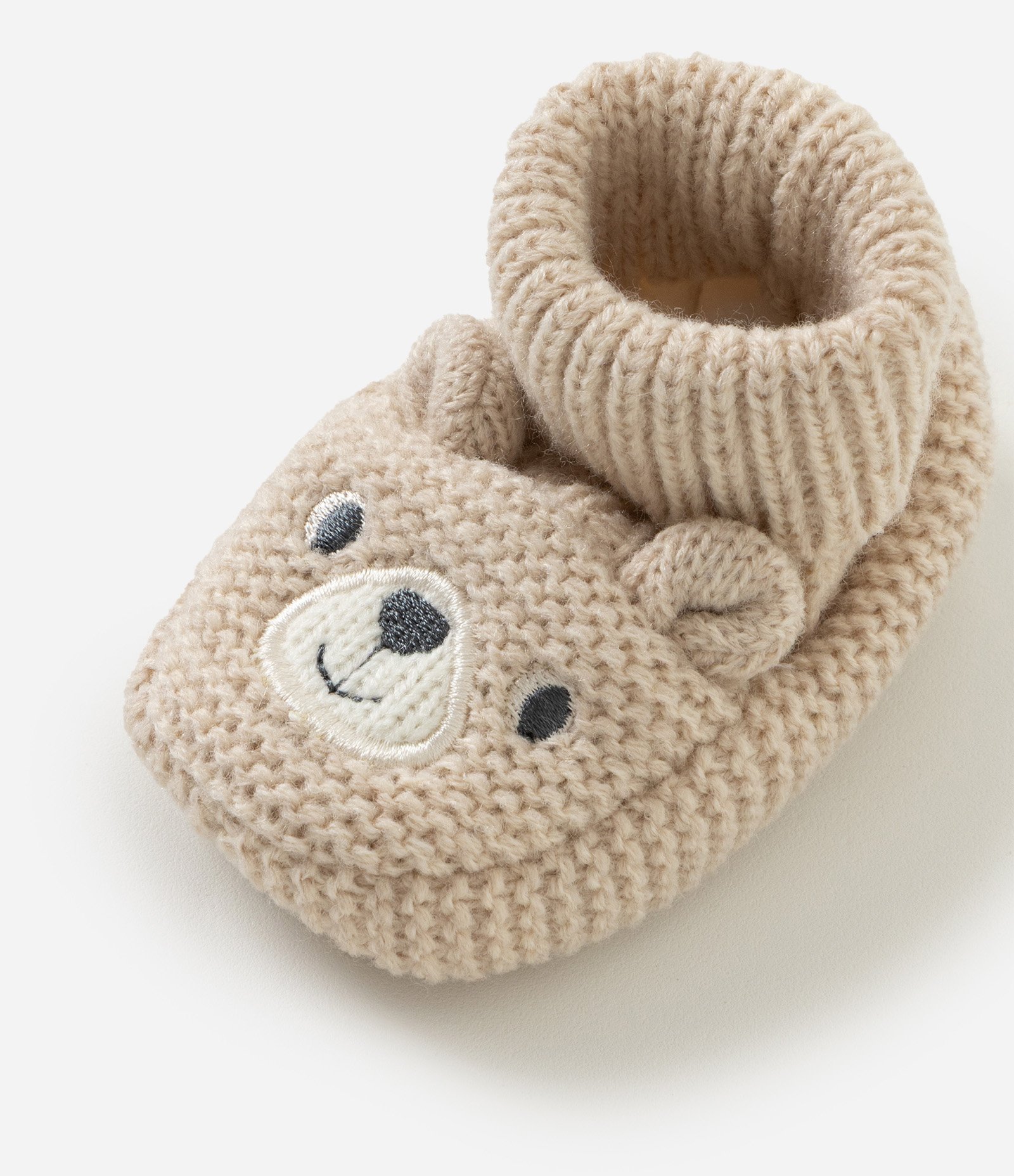 Sapato Bebê em Tricô com Carinha de Ursinho – Tam RN a 12 Meses Bege 5