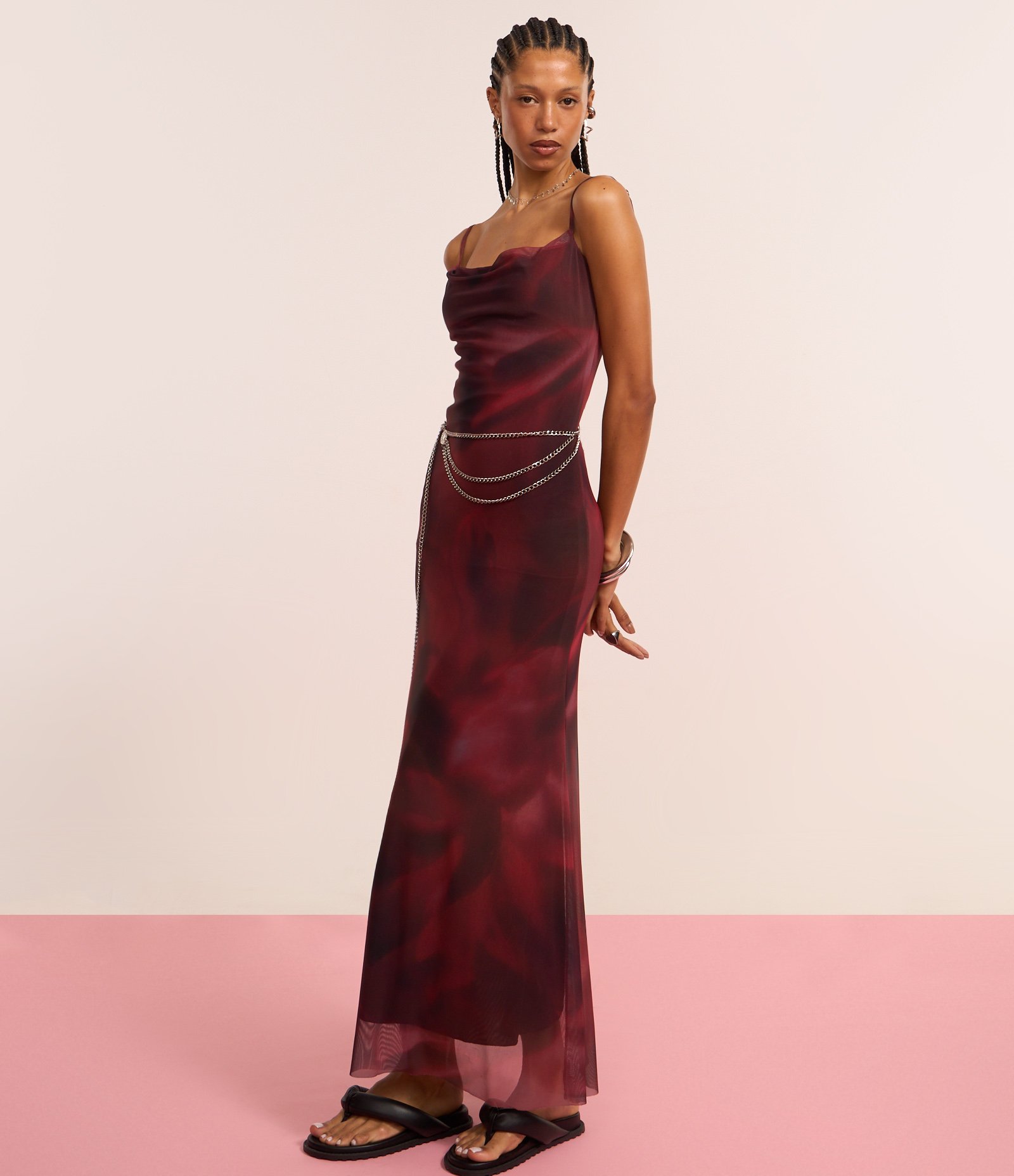 Vestido Long Midi em Tule com Estampa Floral Blur Vermelho/Preto 4