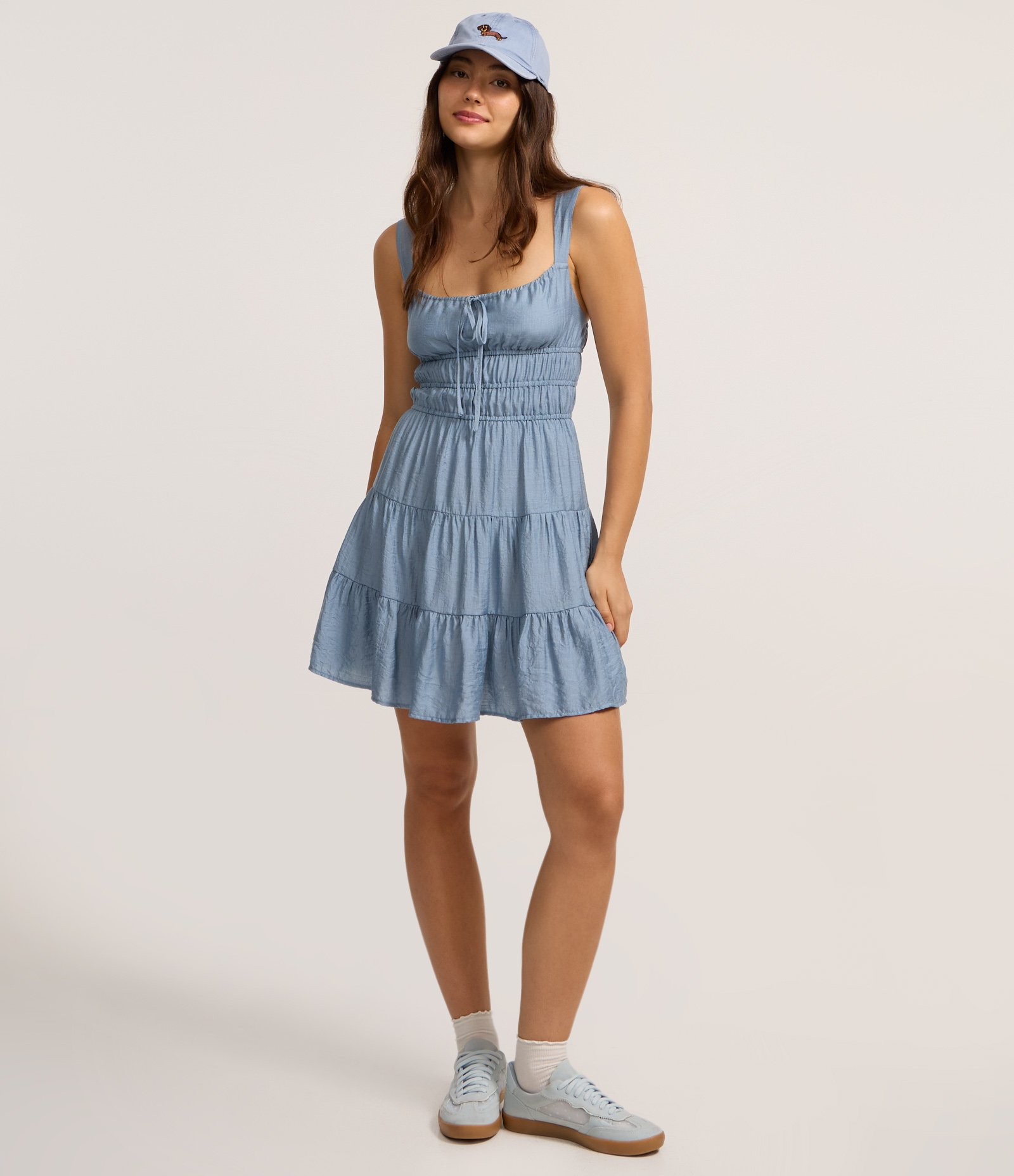 Vestido Evasê Curto com Amarração e Babados Azul 2