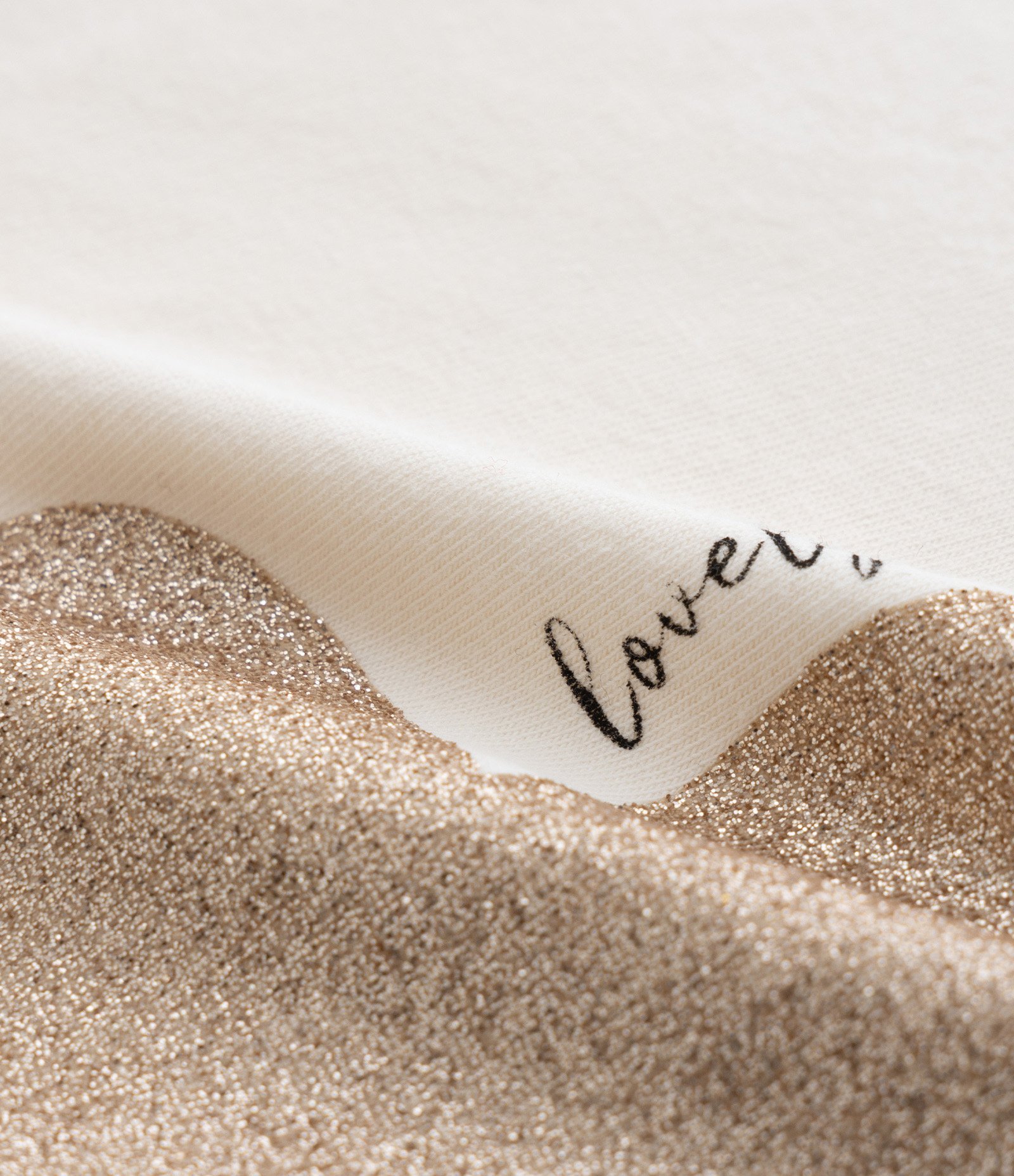 Camiseta Infantil com Estampa de Corações e Glitter Tam - 5 a 14 Anos Off White 4