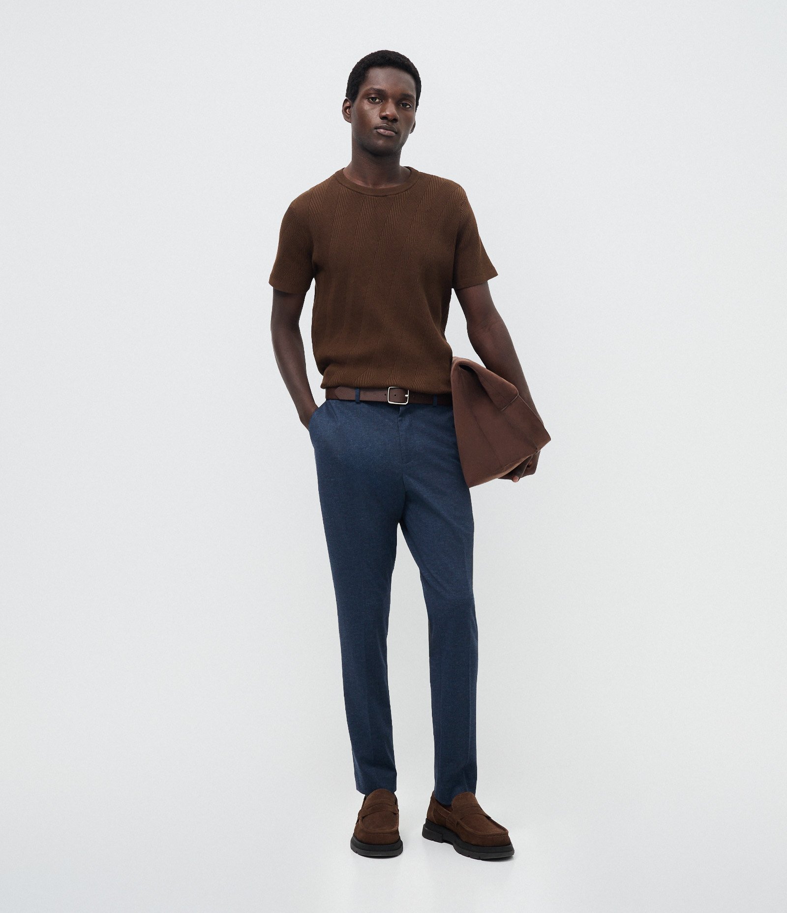 Camiseta Slim em Tricô com Mix de Texturas Marrom 2