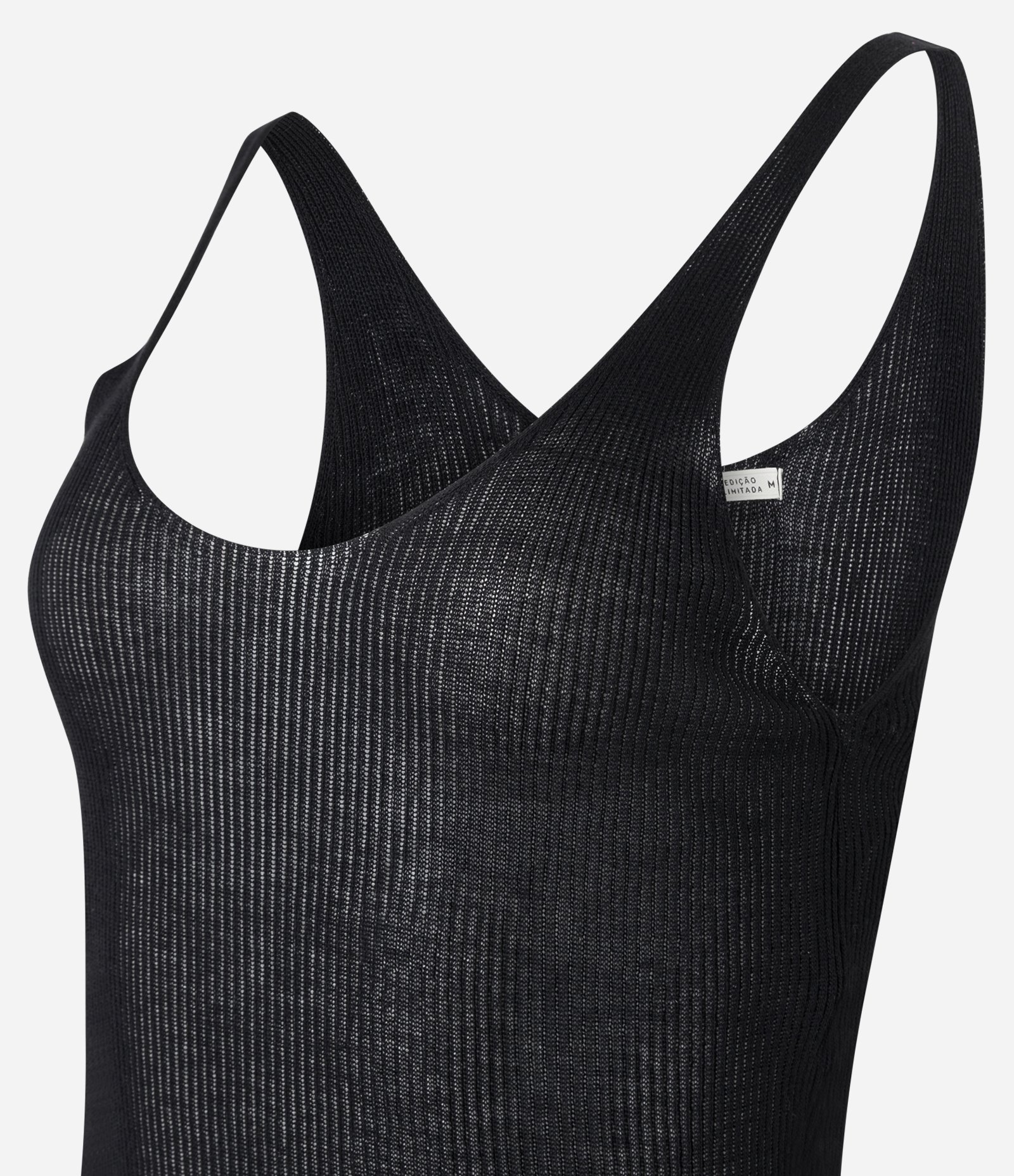 Blusa em Tricô com Decote U e Alça Média Preto 7