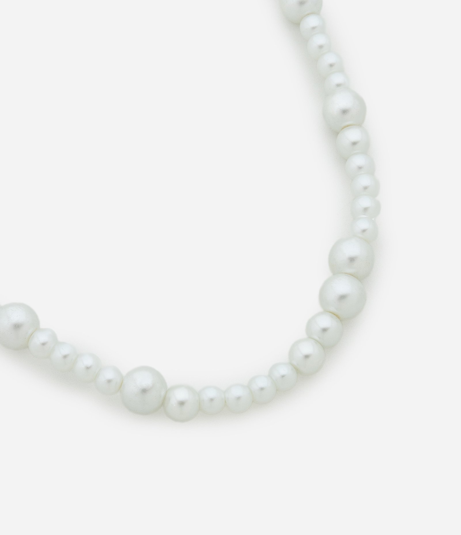 Colar Curto em Perola Artificial Branco 1