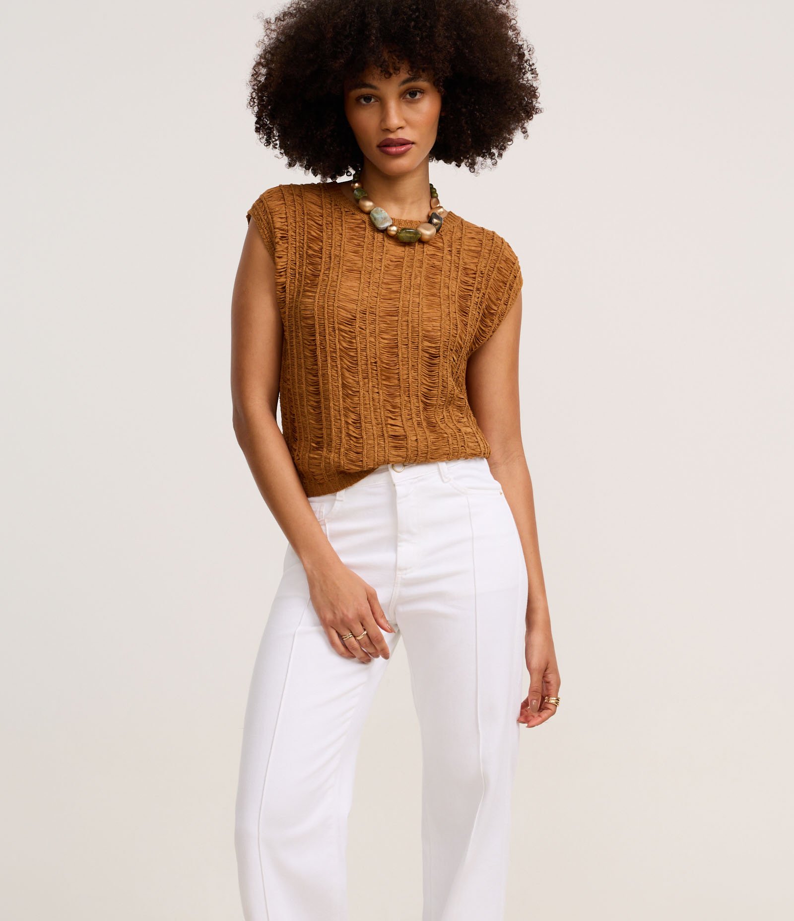 Calça Reta Comfort Cintura Alta em Sarja Branco 2