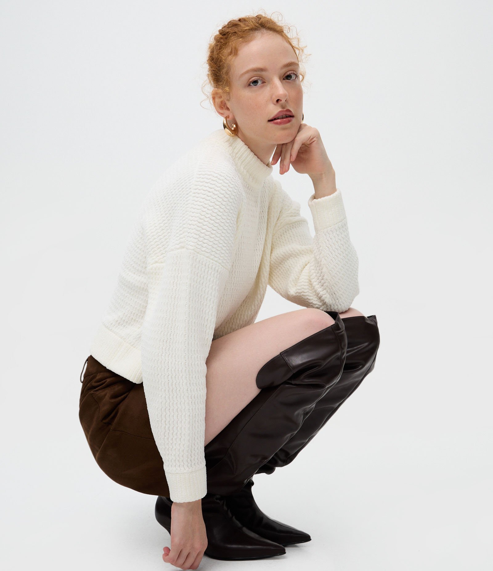 Suéter Oversized em Tricô Texturizado com Gola Alta Branco 1