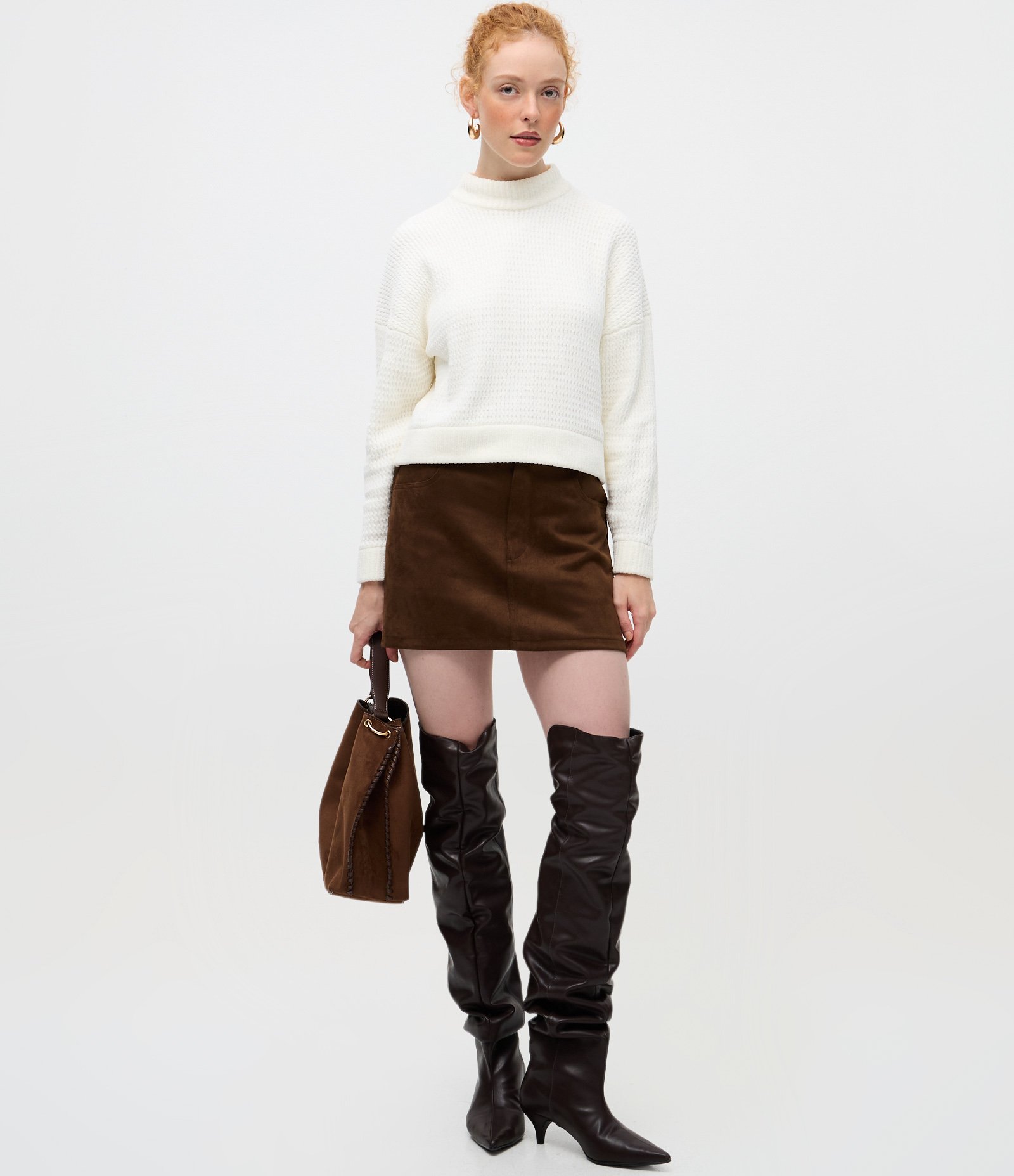 Suéter Oversized em Tricô Texturizado com Gola Alta Branco 2