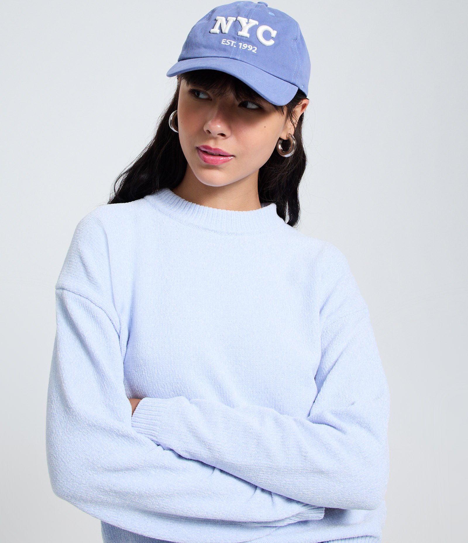 Blusa Slim em Tricô Chenille com Gola Redonda Azul Suave 3