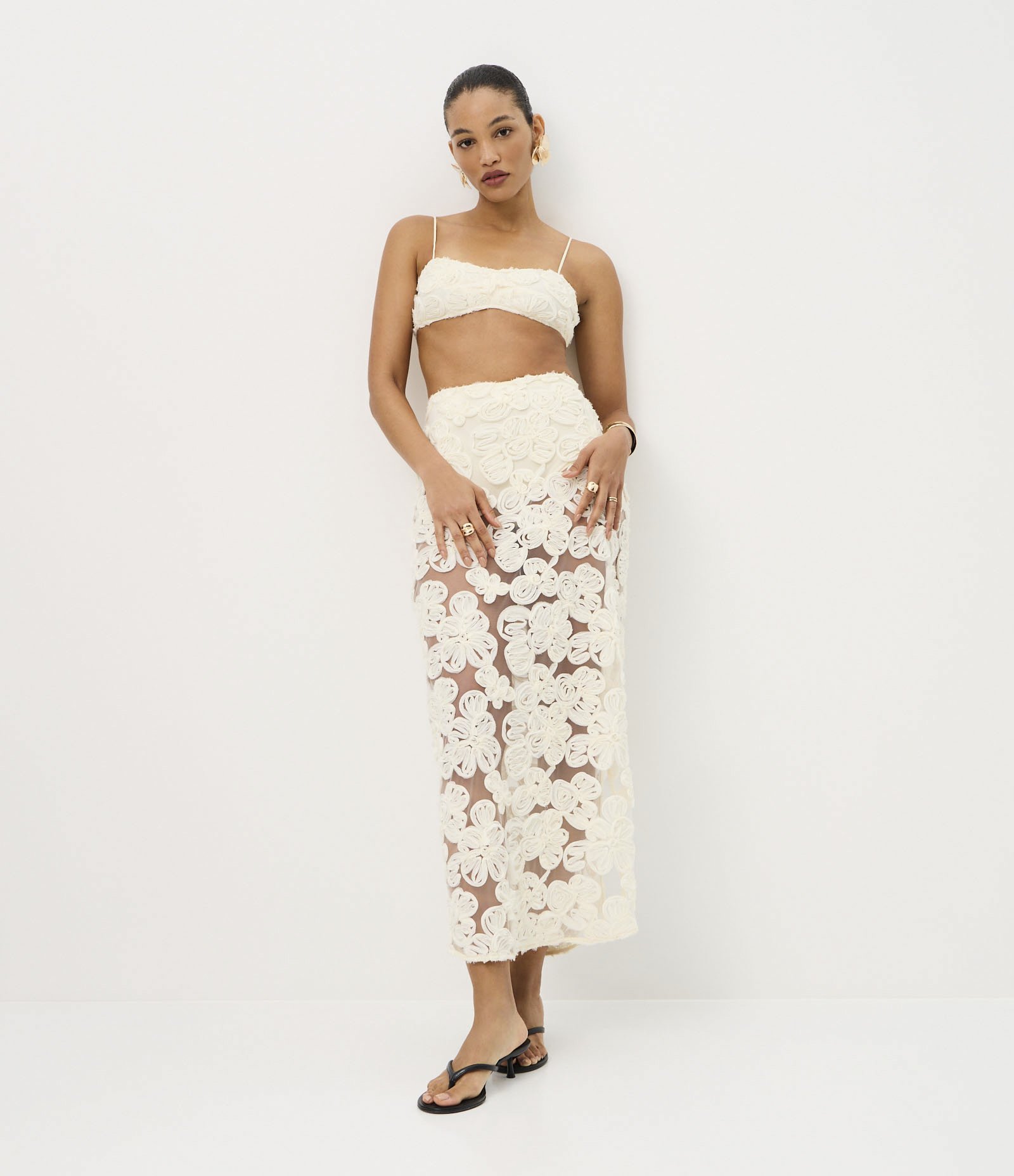 Top de Alça Fina em Tule com Bordados Flores 3D Off White 2