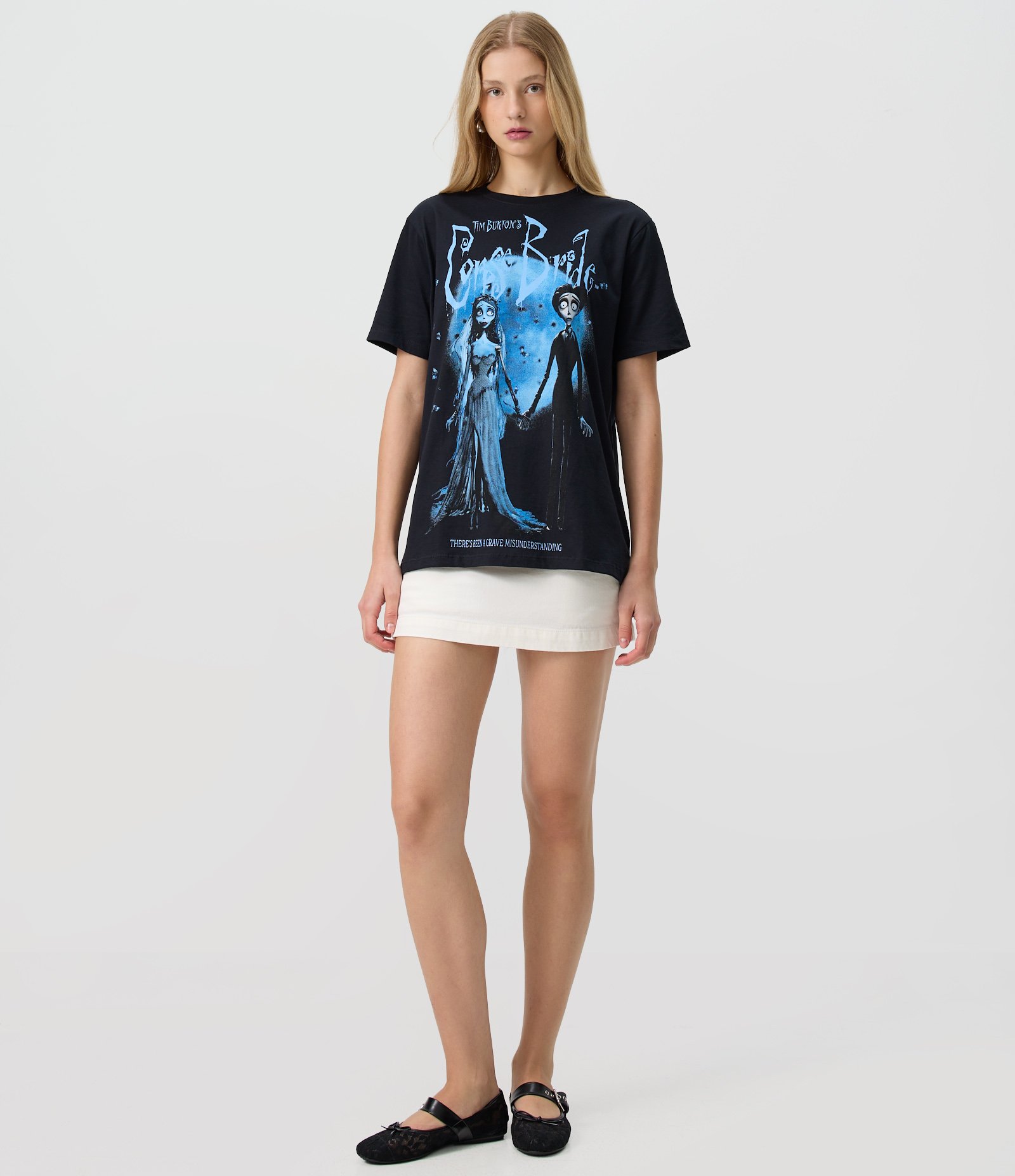Camiseta T-shirt em Algodão com Estampa Noiva Cadáver Preto 2