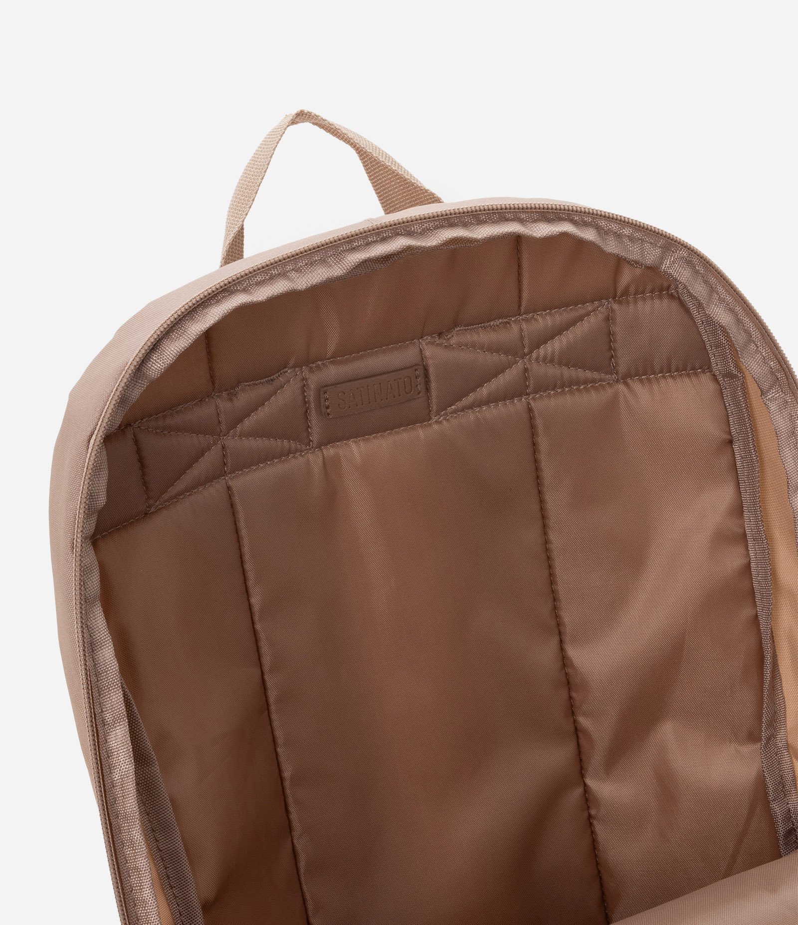 Mochila em Polimaida com Bolso Frontal e Pompom Rosa 5