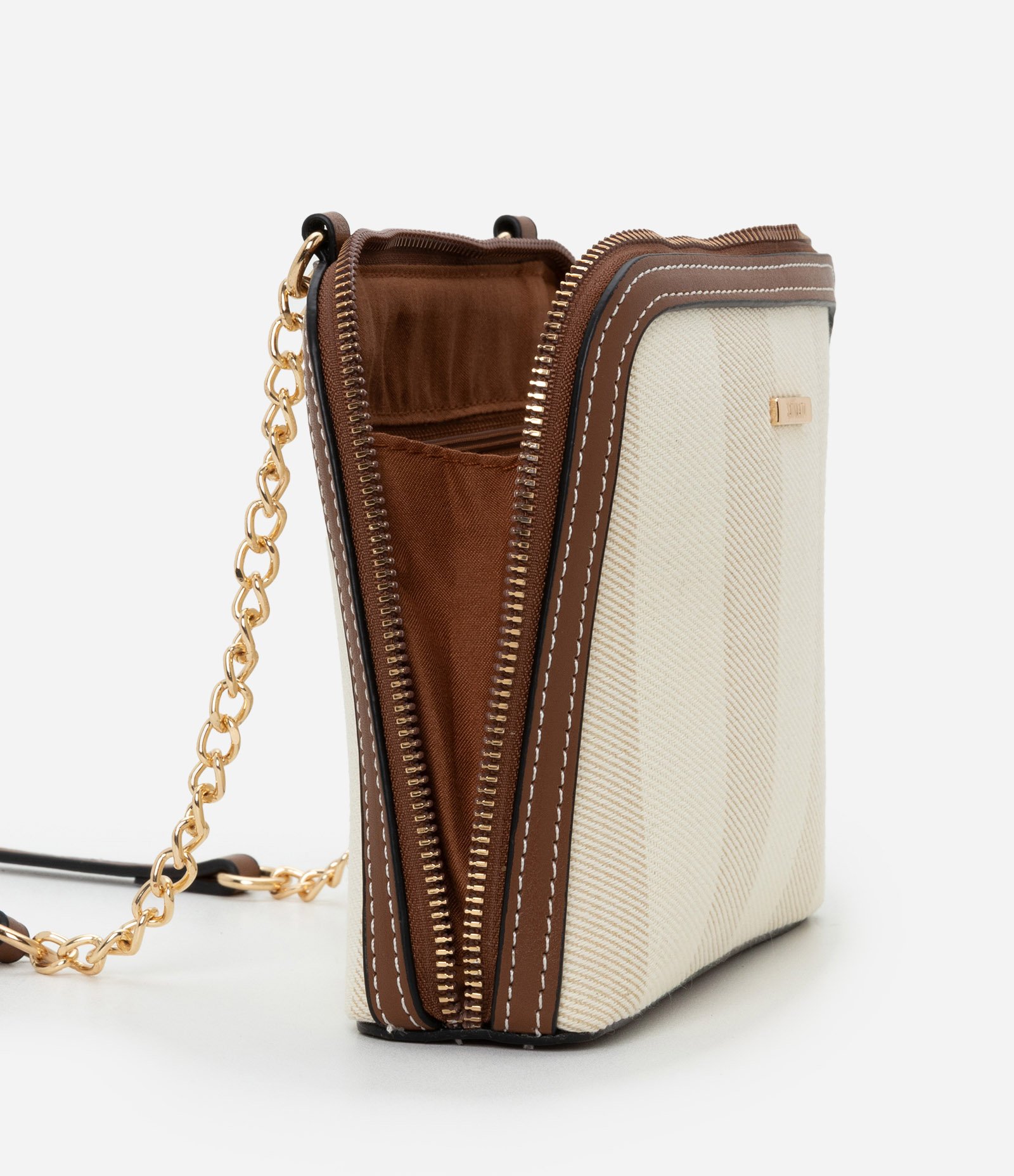 Bolsa Transversal Pequena com Estampa Listrada e Alça de Corrente Off White 7