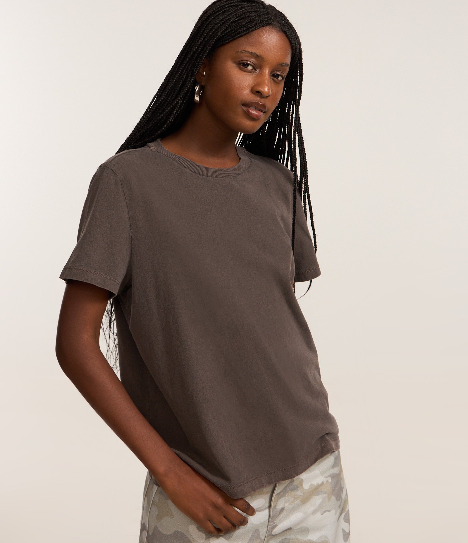 Camiseta T-shirt em Algodão Estonado Cinza 1