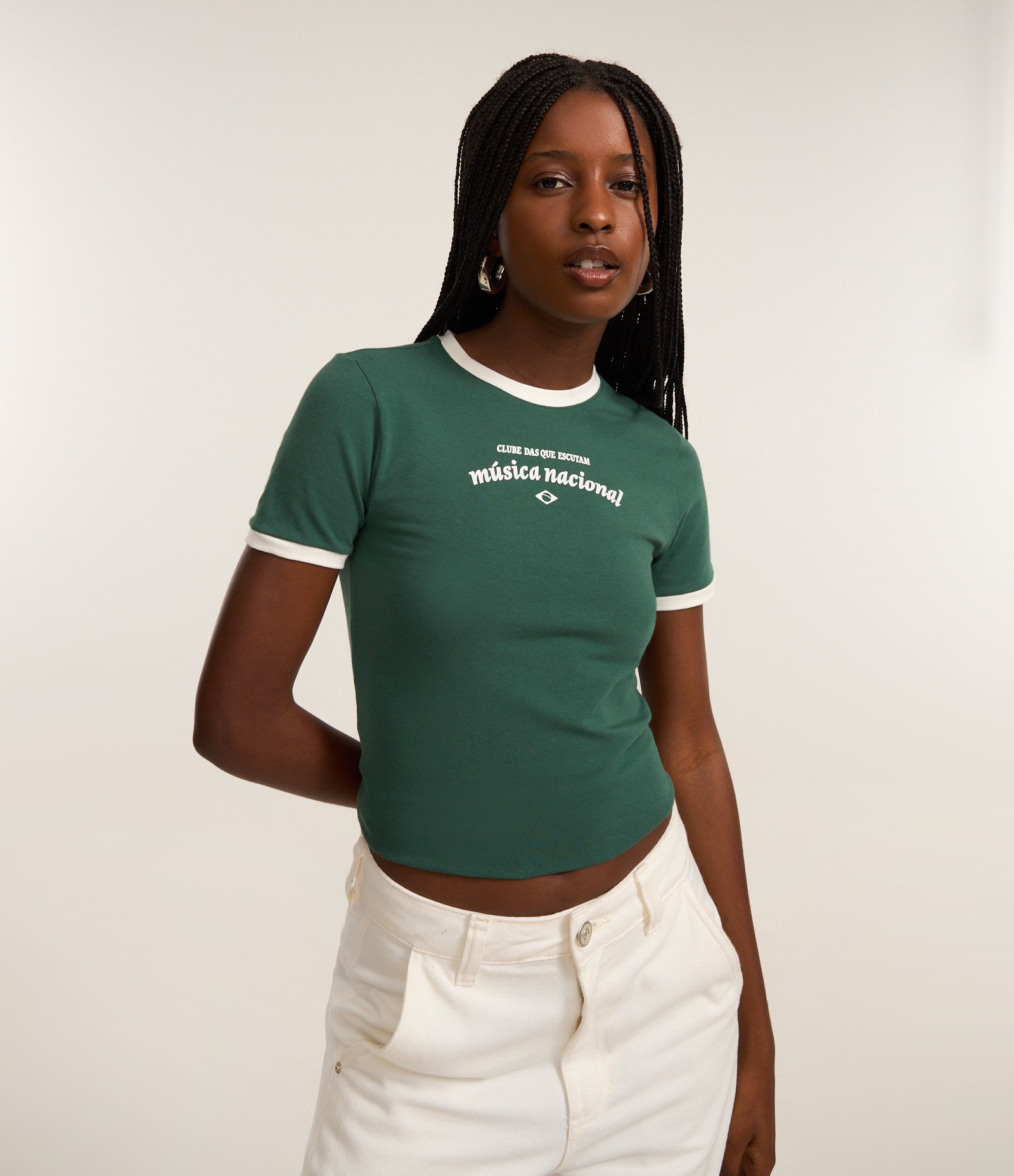 Camiseta New T-Shirt em Algodão com Estampa Clube Música Nacional Verde 1