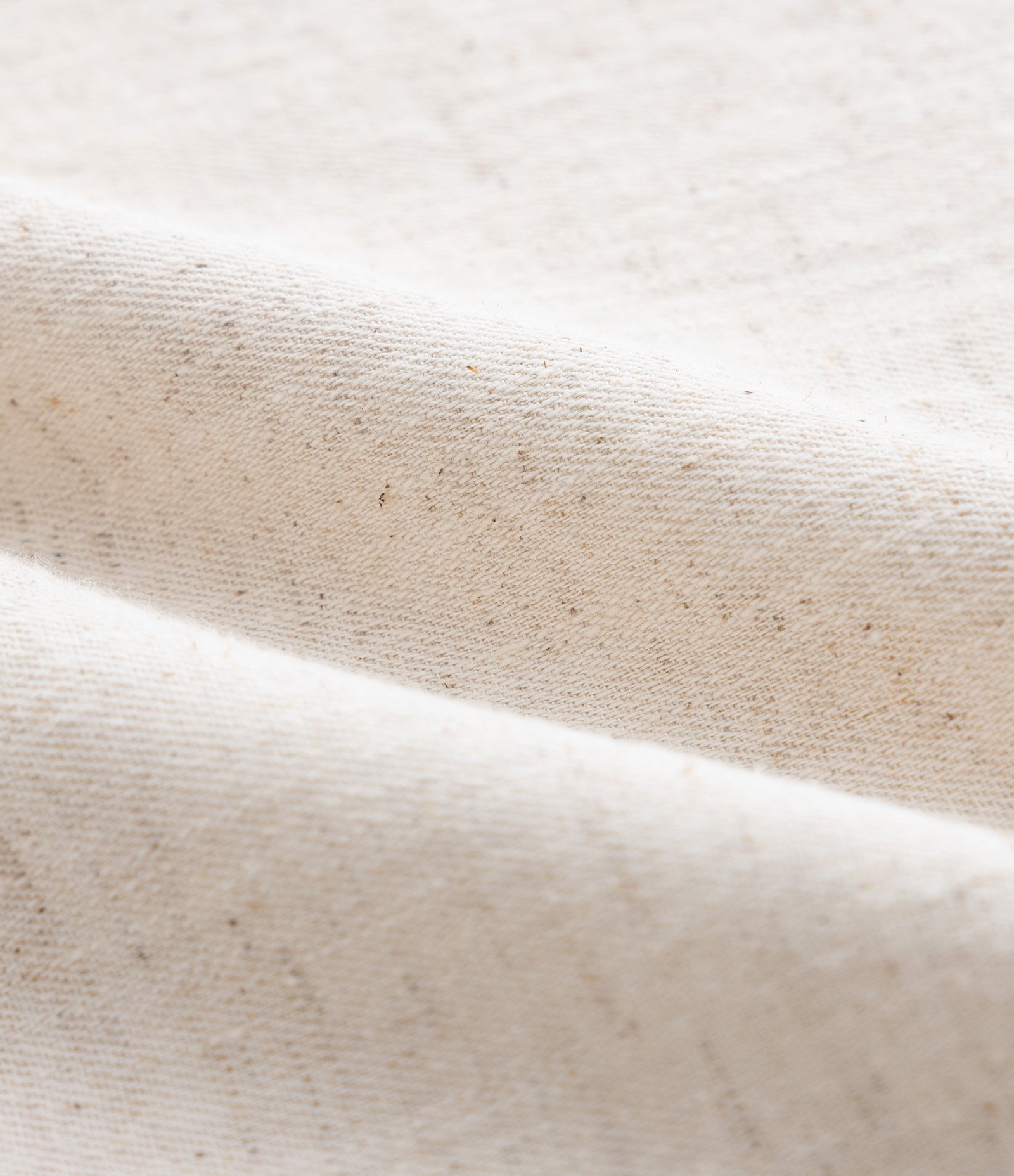 Camisa em Sarja com Bolsos Curve & Plus Size Off White 7