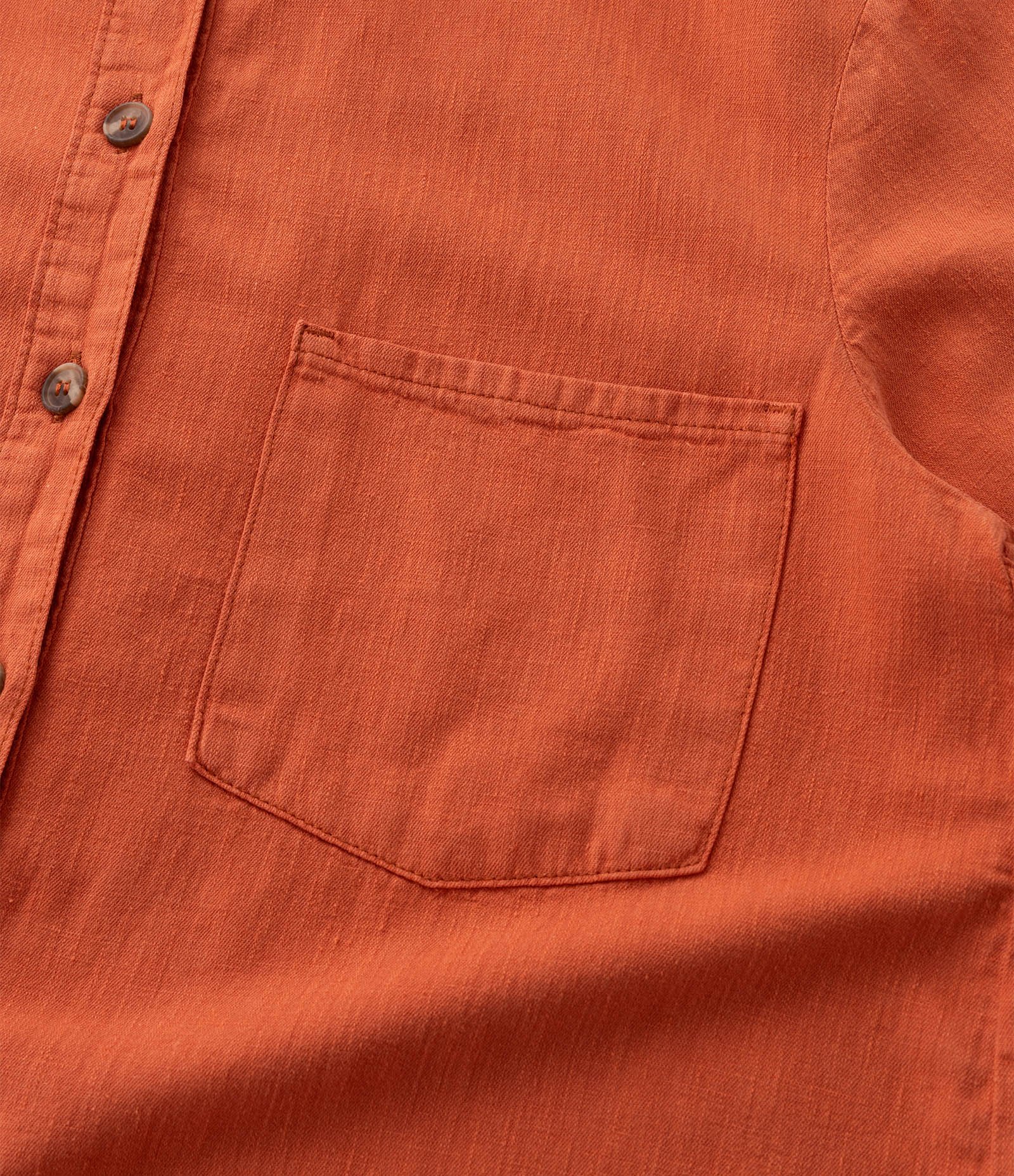 Camisa em Sarja com Bolsos Curve & Plus Size Telha 7