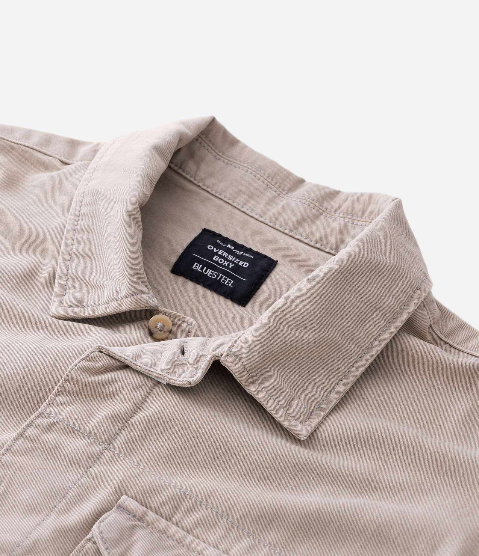 Camisa Overboxy em Sarja com Bolso Envelope Frontal Bege 7