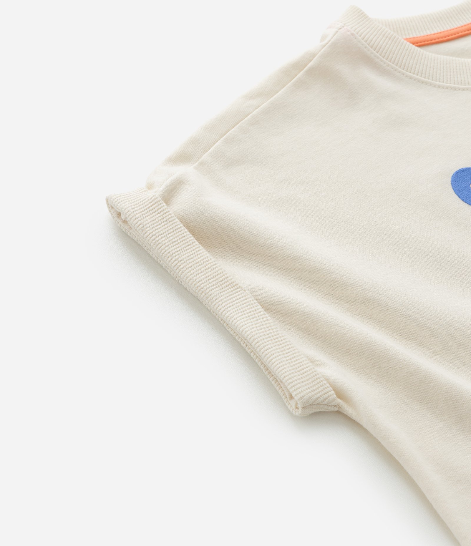 Camiseta Infantil Over com Estampa de Conchas - Tam 7 a 16 Anos Bege 4