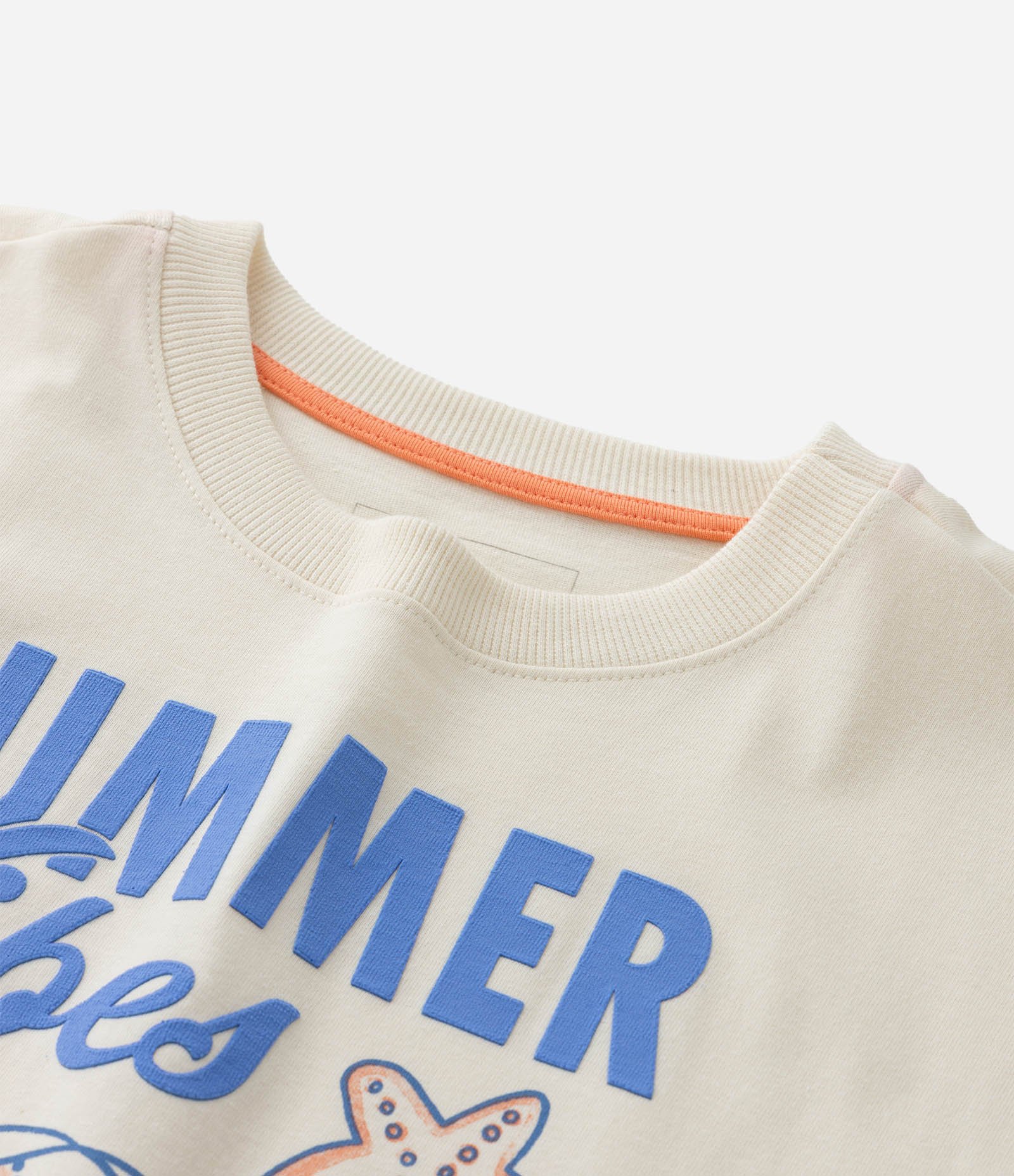 Camiseta Infantil Over com Estampa de Conchas - Tam 7 a 16 Anos Bege 5