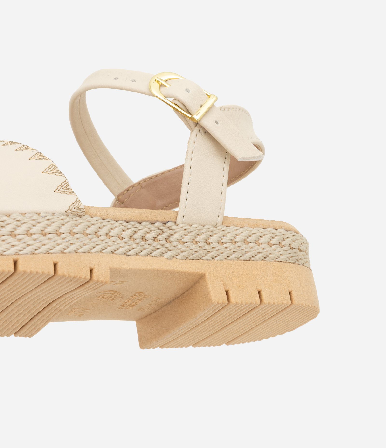 Sandália Infantil Platform com Detalhe de Crochê e Trançado - Tam 25 a 32 Bege 4