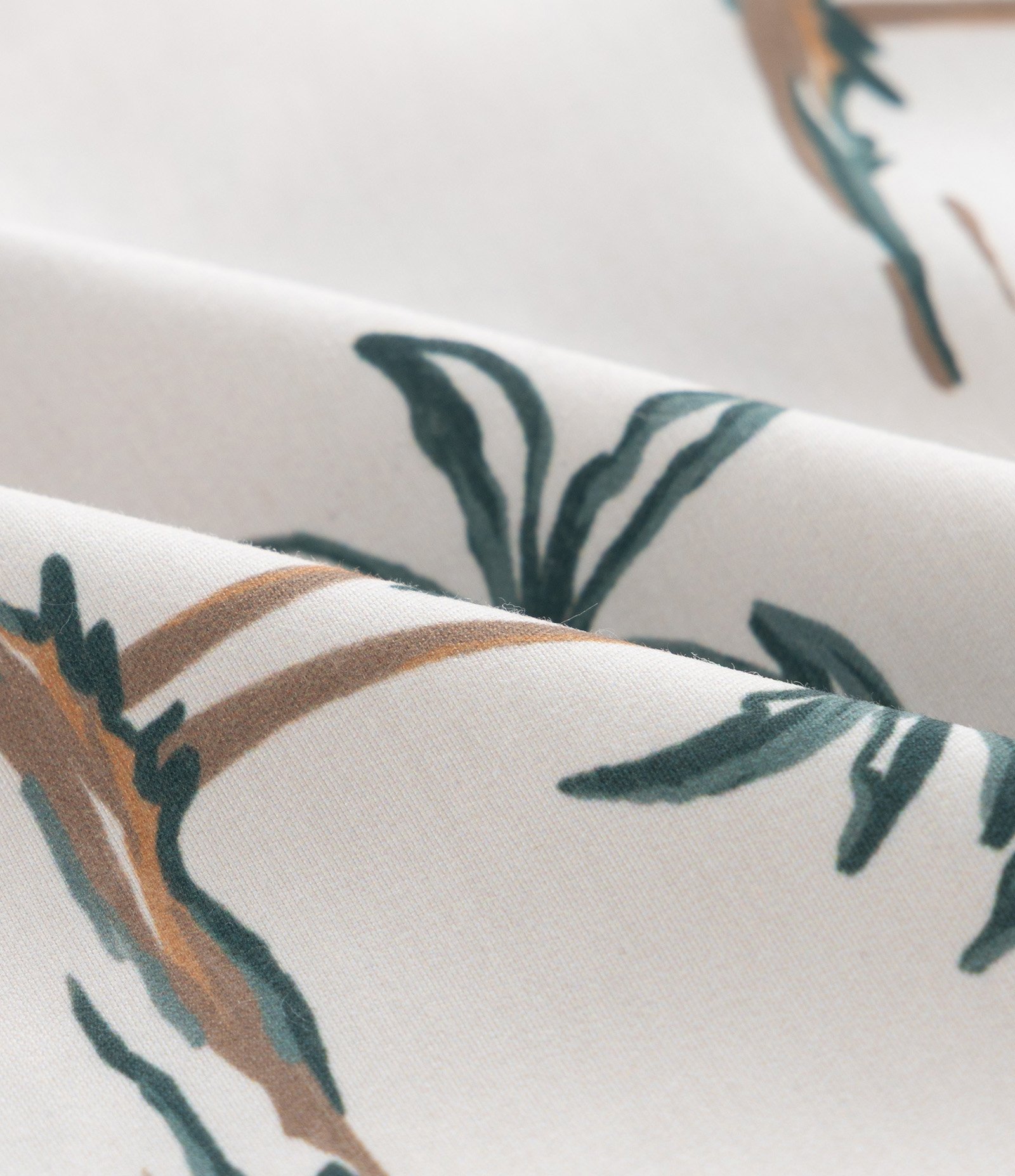 Bermuda Infantil de Banho com Estampa de Palmeiras Mini Ícones - Tam 5 a 14 Anos Bege 3