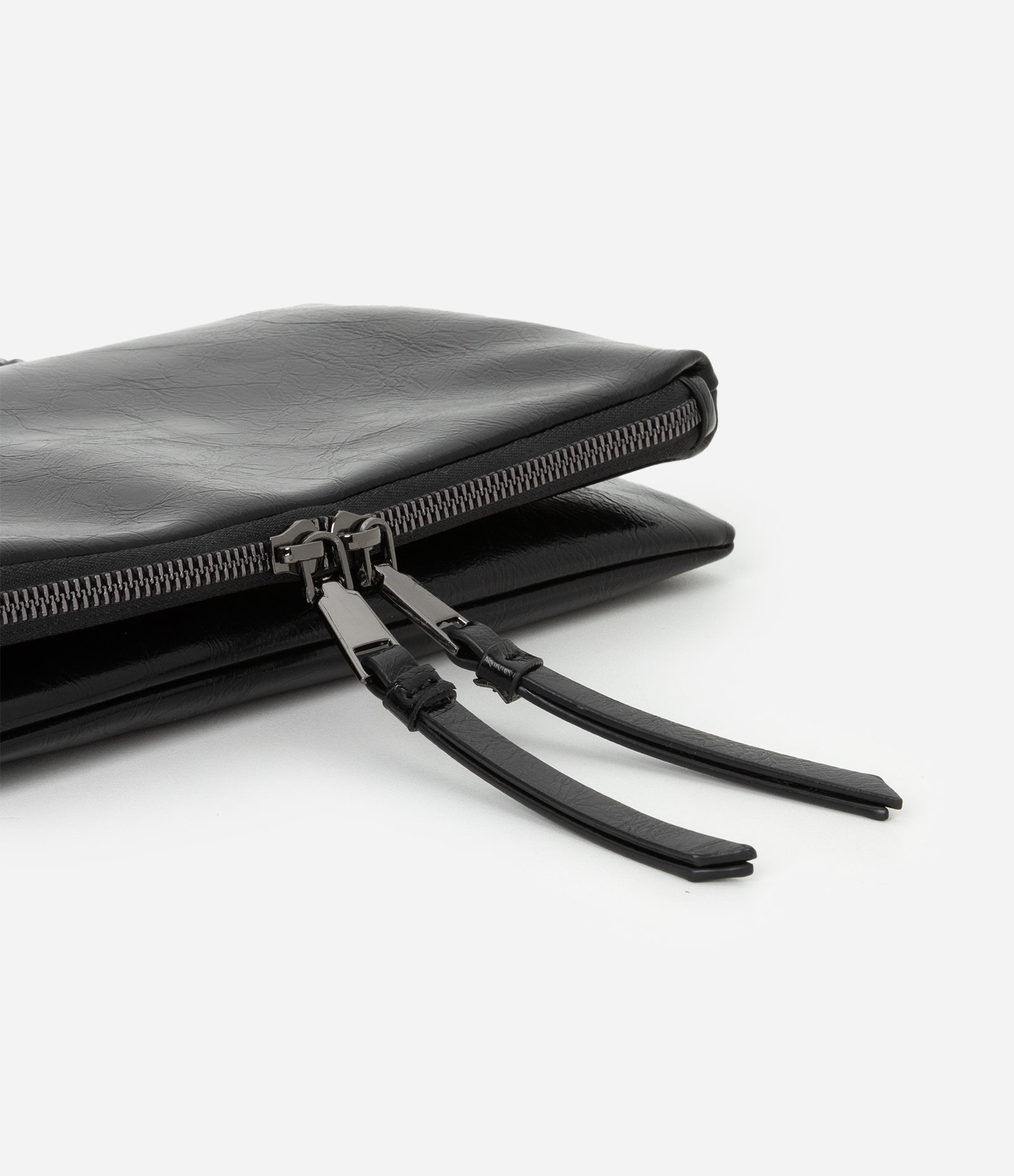 Bolsa Transversal Média com Alça de Correntes Preto 5