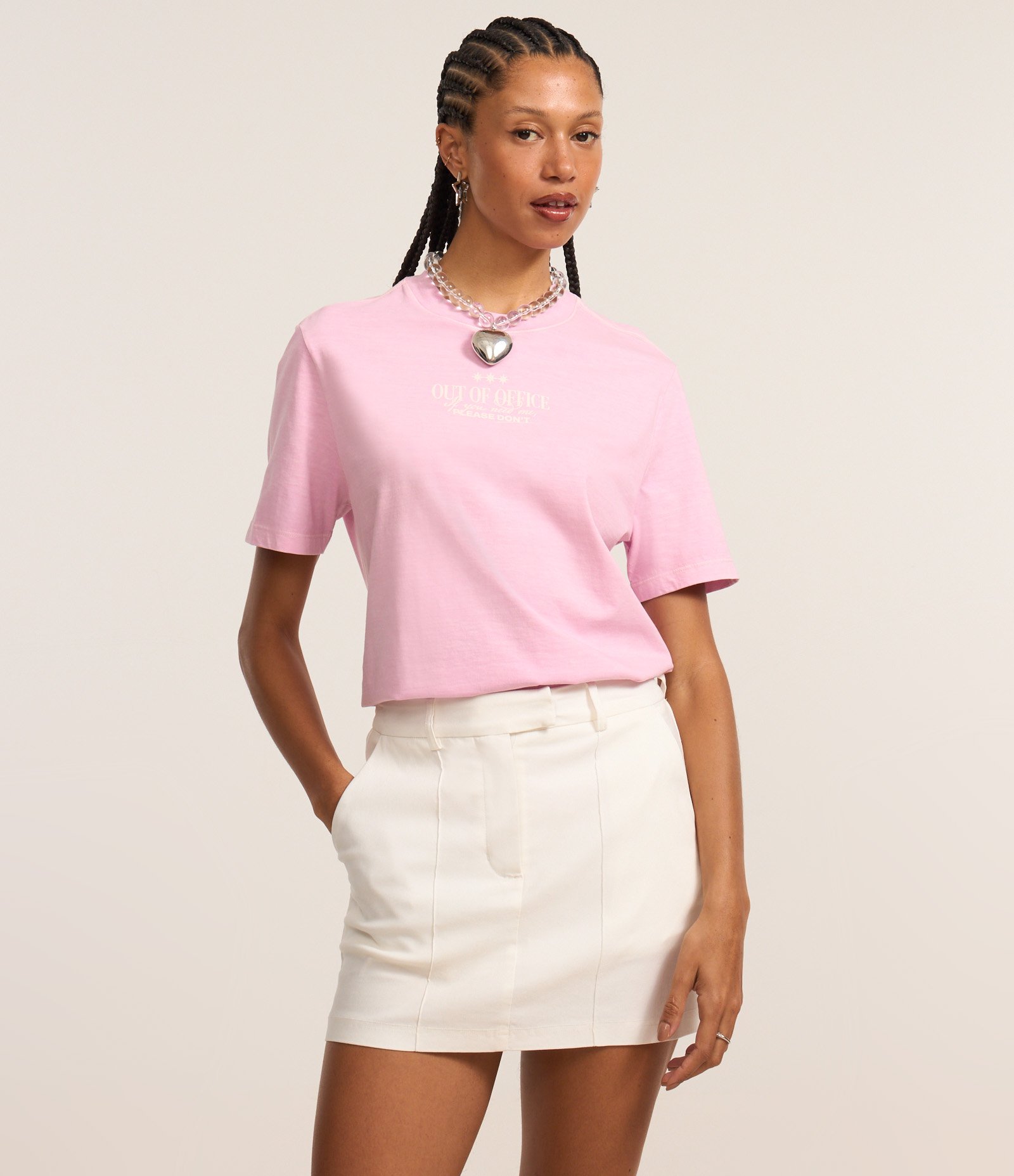 Camiseta em Algodão Estonado com Estampa Out of Office Rosa 1