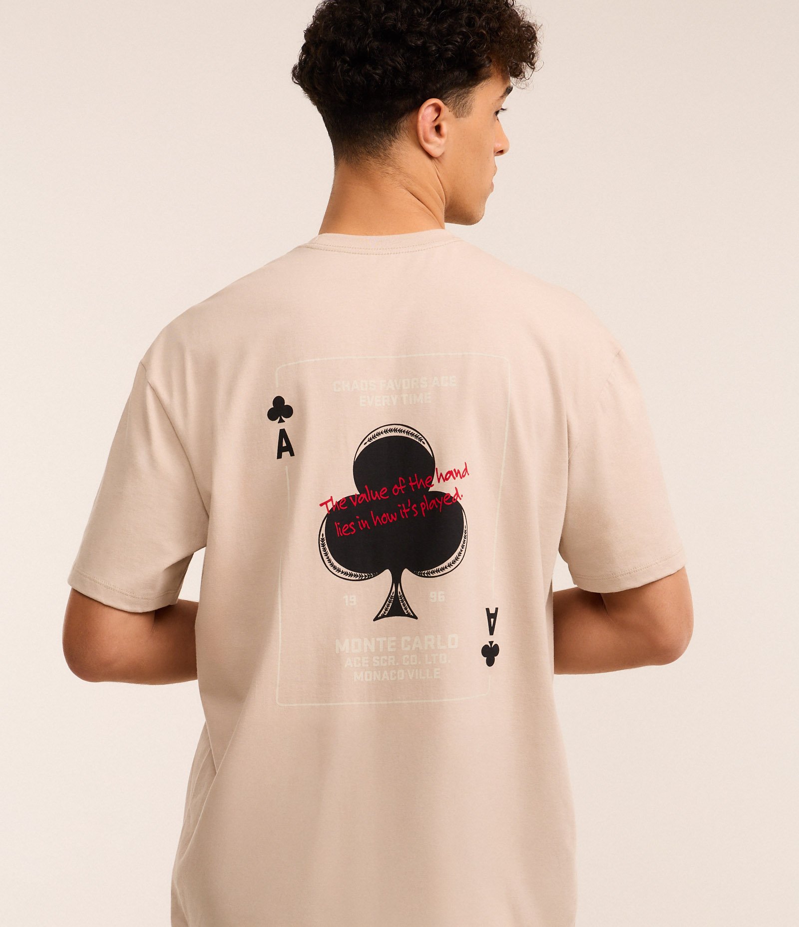 Camiseta Relaxed em Algodão com Estampa de Cartas e Lettering Bege 3