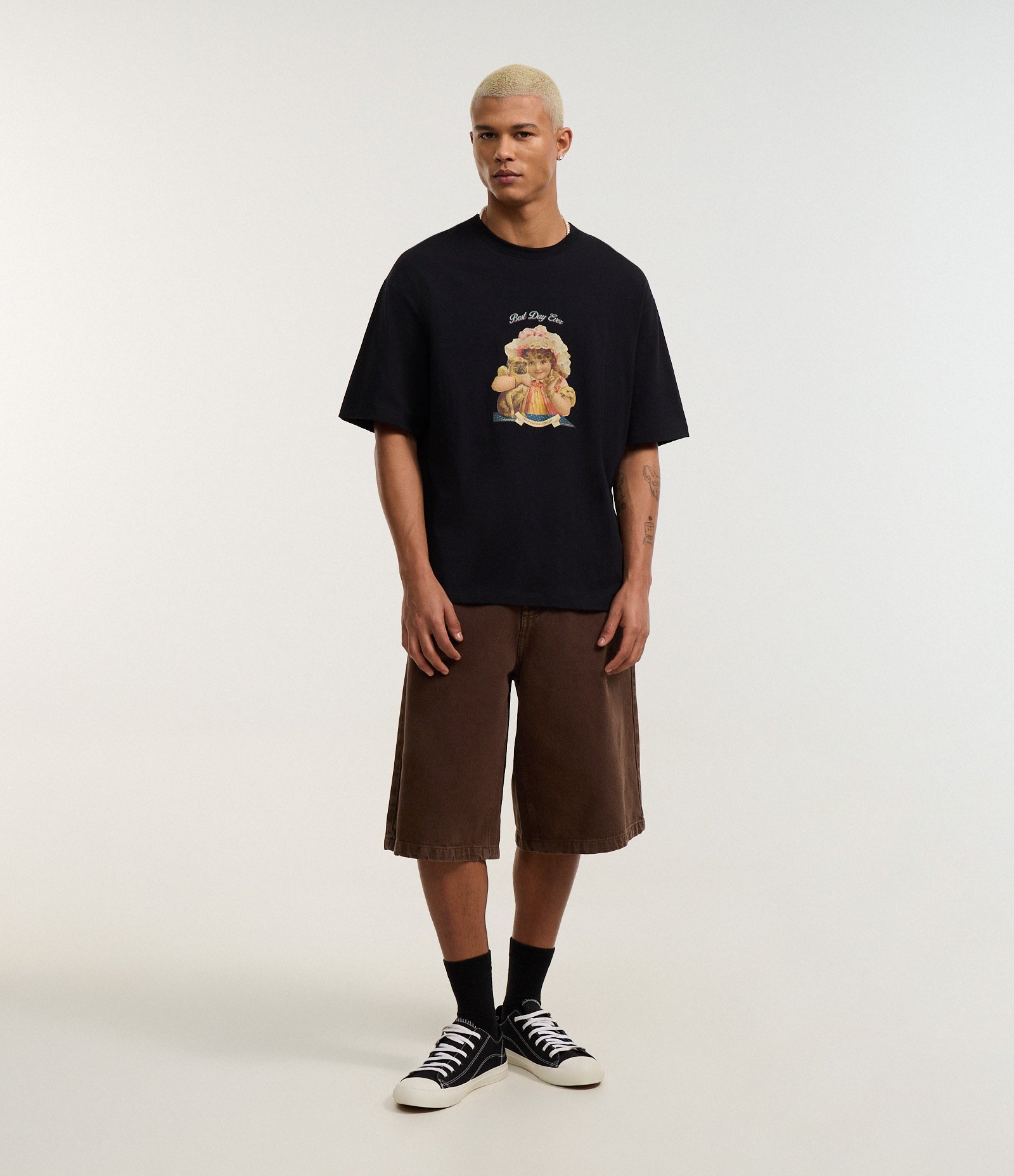 Camiseta Boxy em Algodão com Estampa Pug Preto 2