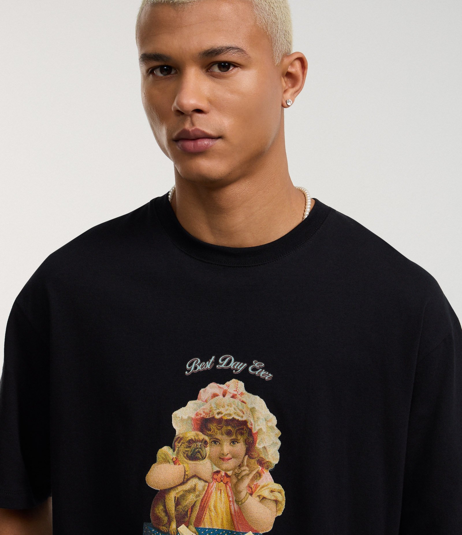 Camiseta Boxy em Algodão com Estampa Pug Preto 6