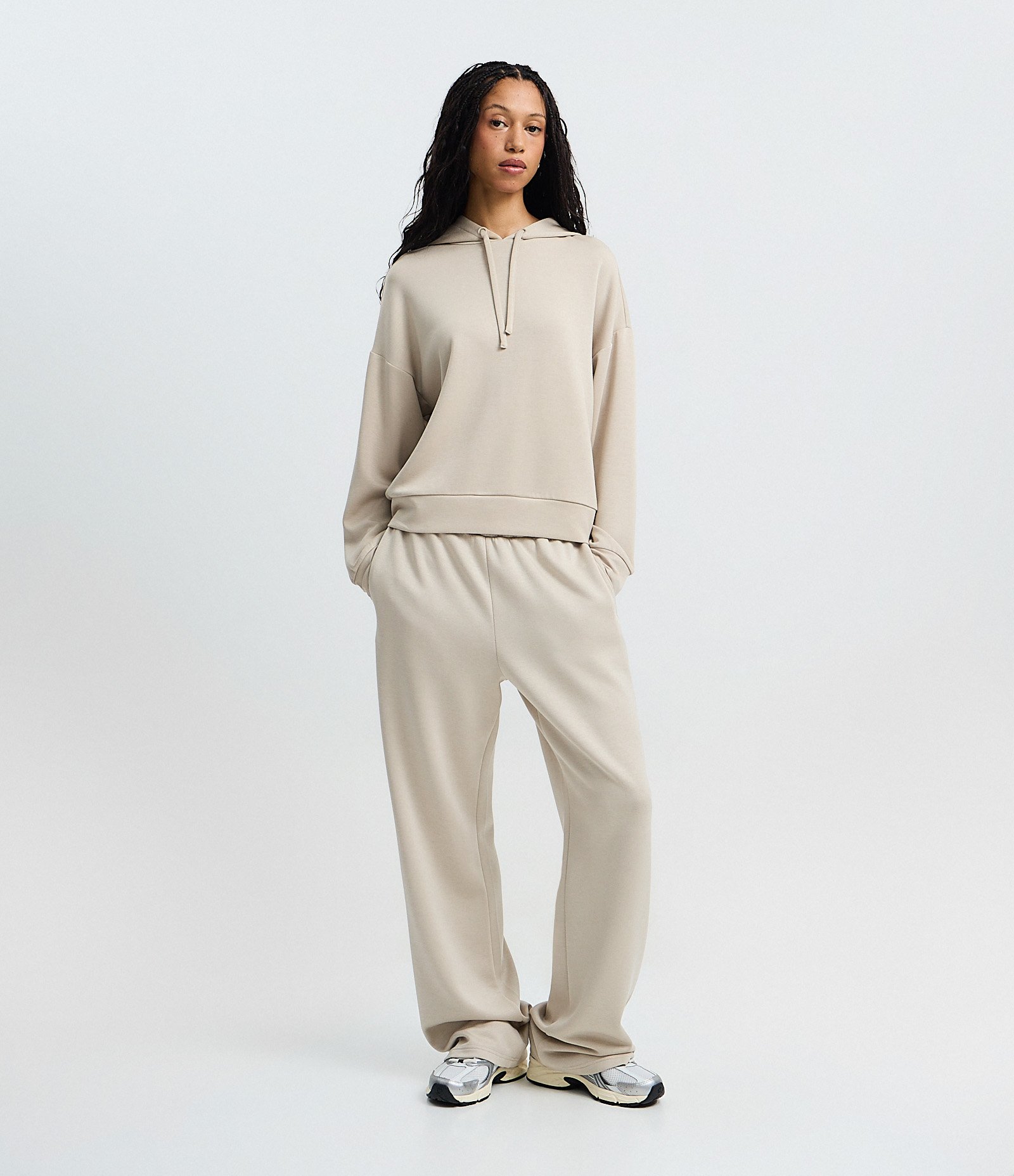 Calça Reta em Modal com Amarração Bege 1