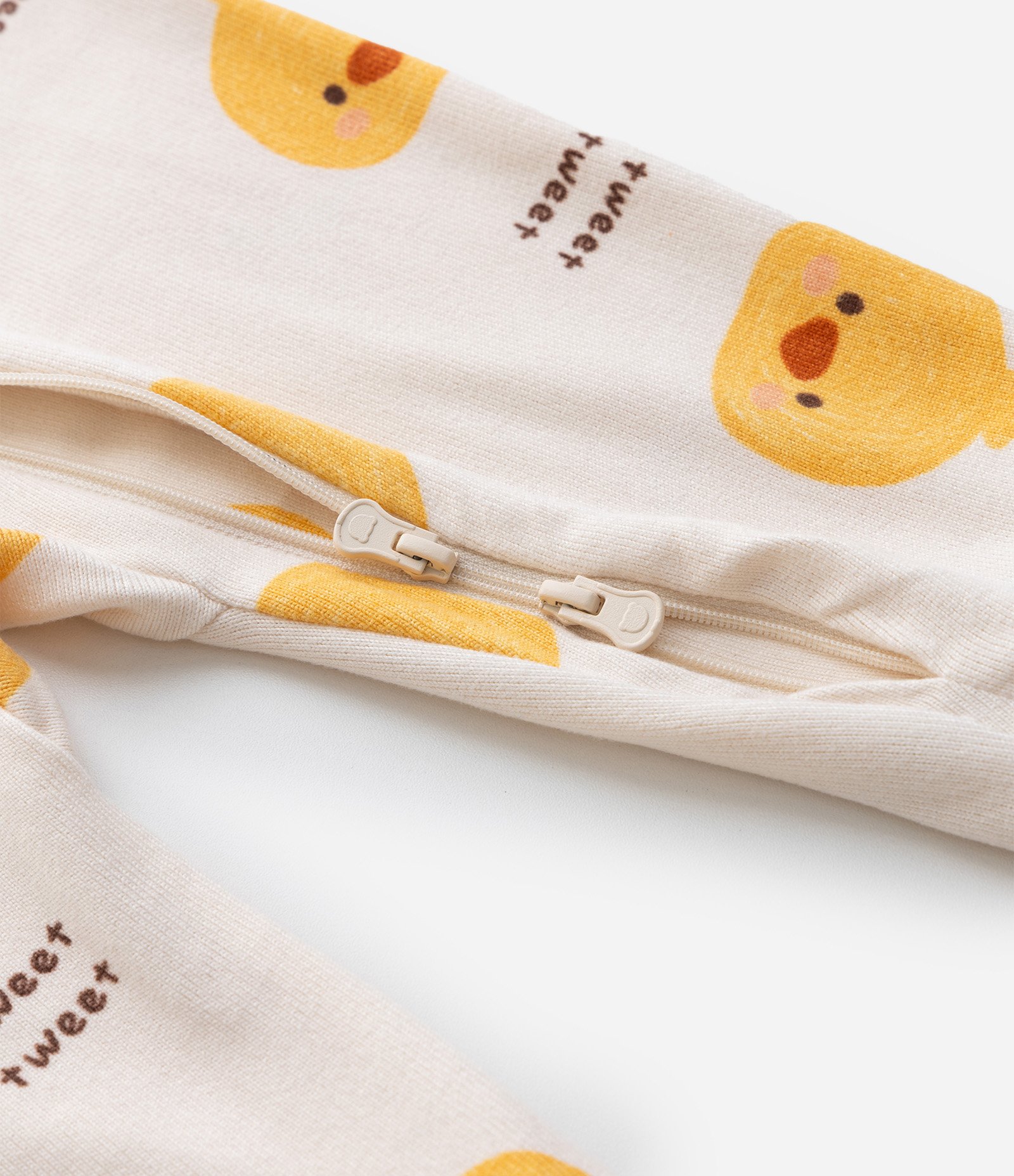 Macaquinho Infantil em Tricô com Estampa de Pintinho – Tam RN a 18 Meses Off White 6