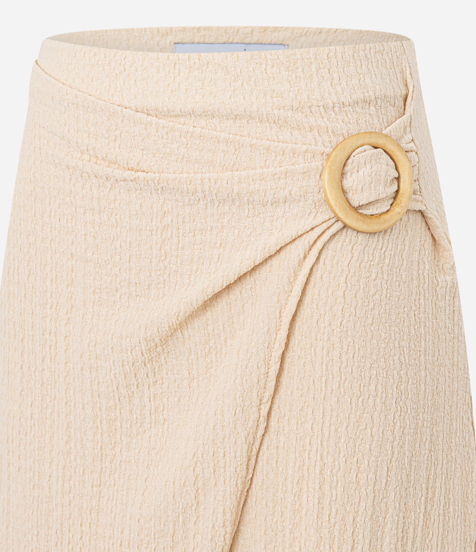 Saia Long Midi Evasê com Fivela Redonda Lateral e Fenda Bege 6