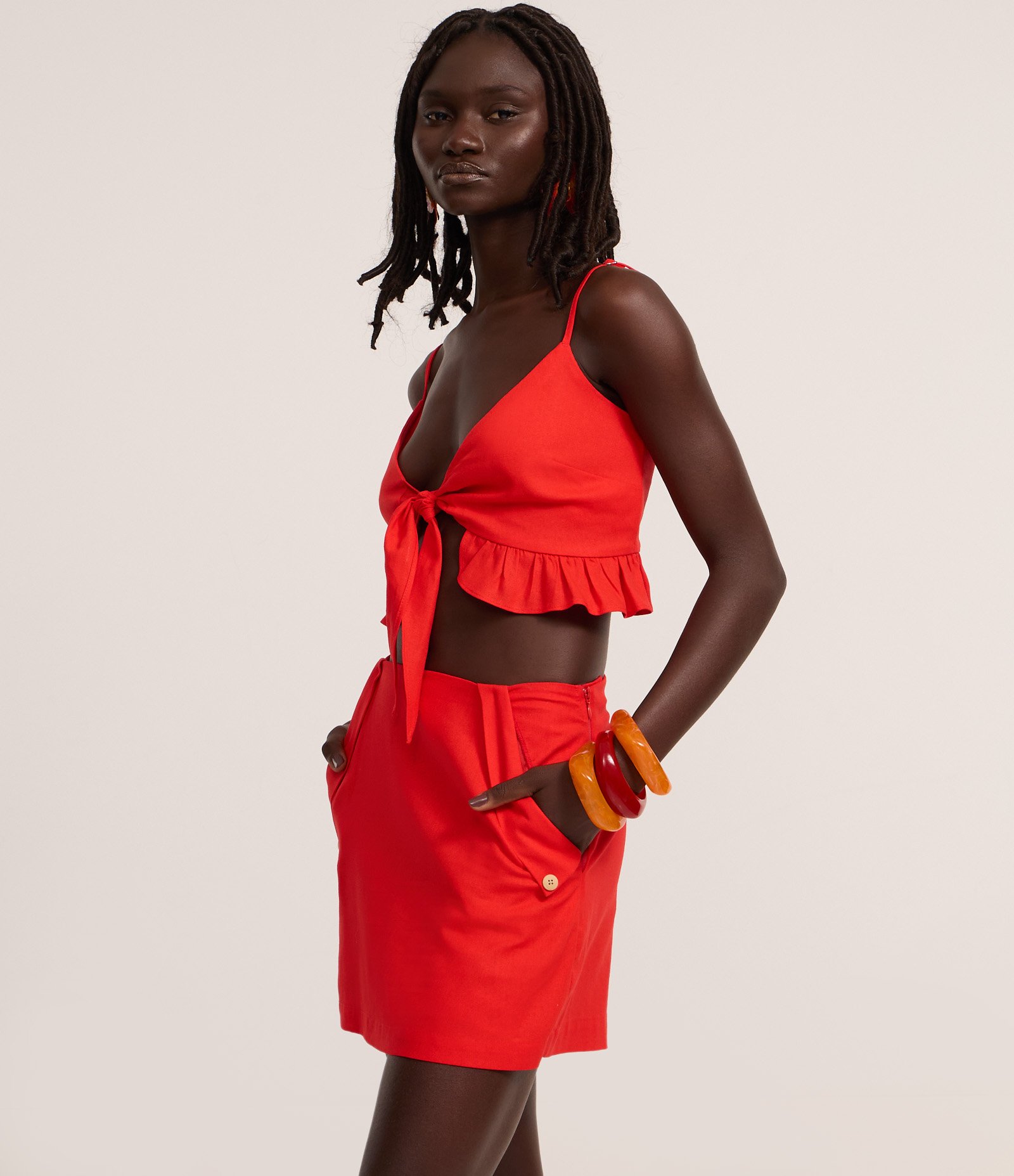 Short Saia em Viscolinho com Bolsos com Lapela Vermelho 3