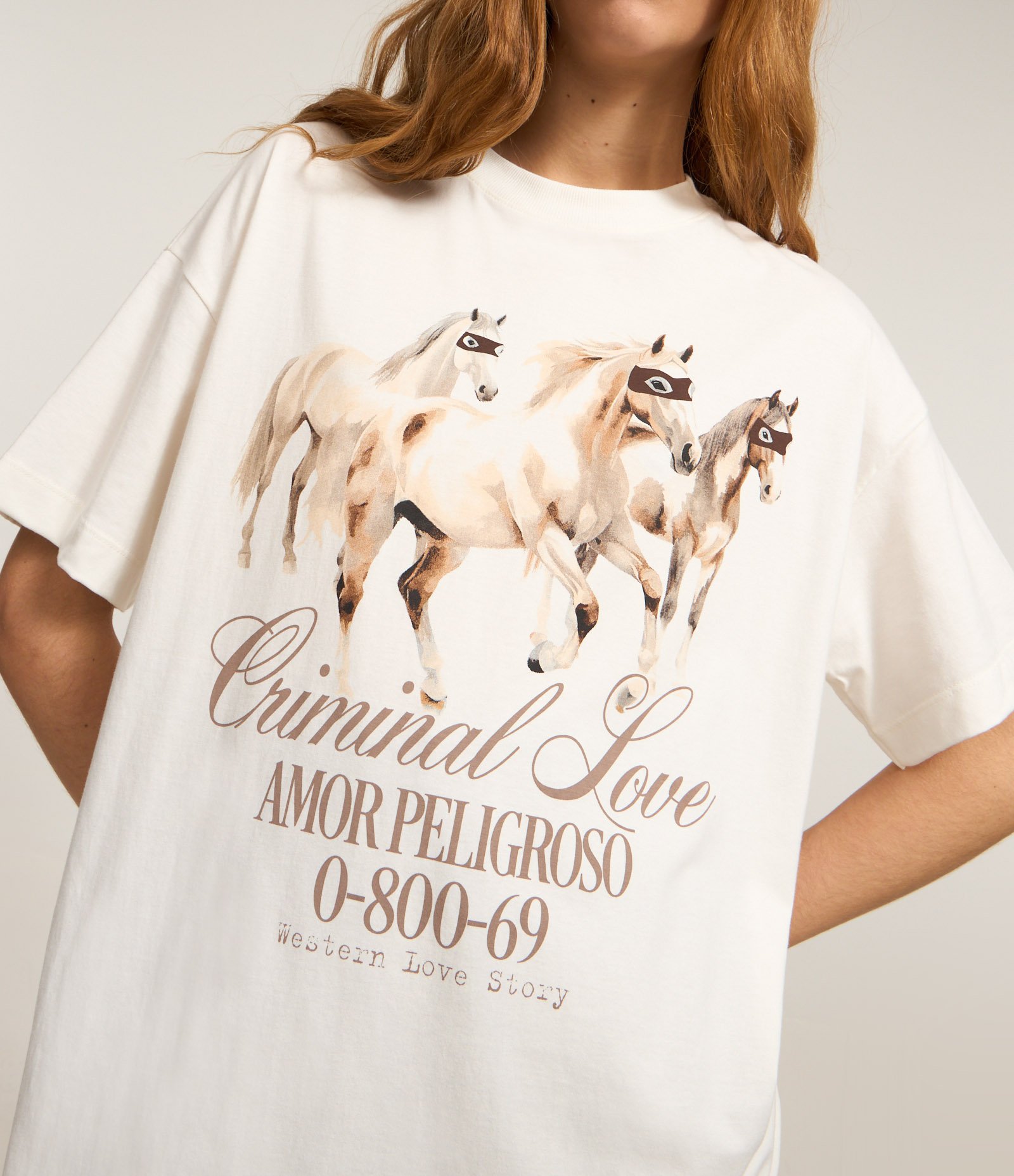 Camiseta Oversized em Algodão com Estampa Criminal Love Cavalos Branco 4