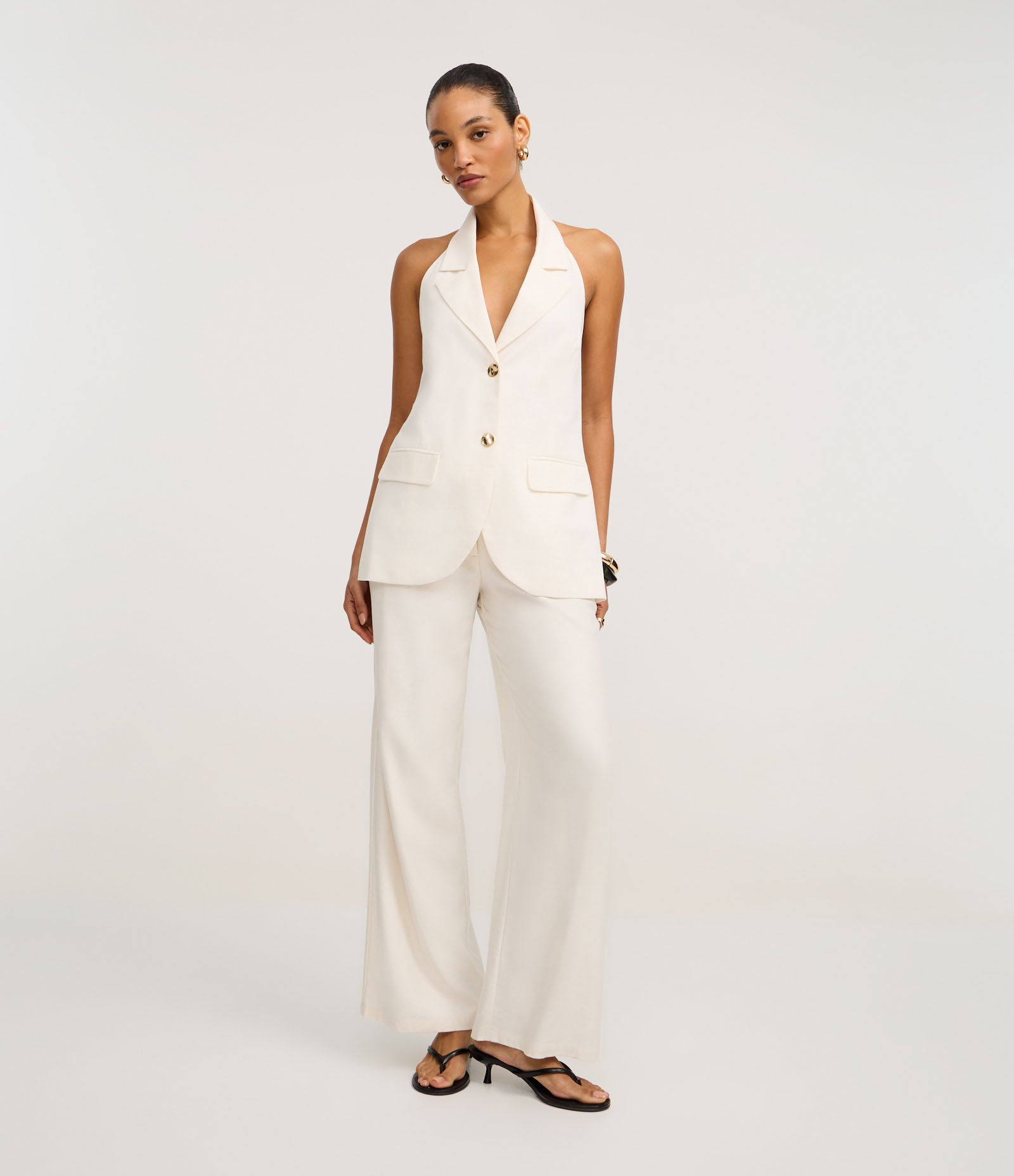 Colete Frente Única em Viscolinho com Botões Metalizados Branco 2