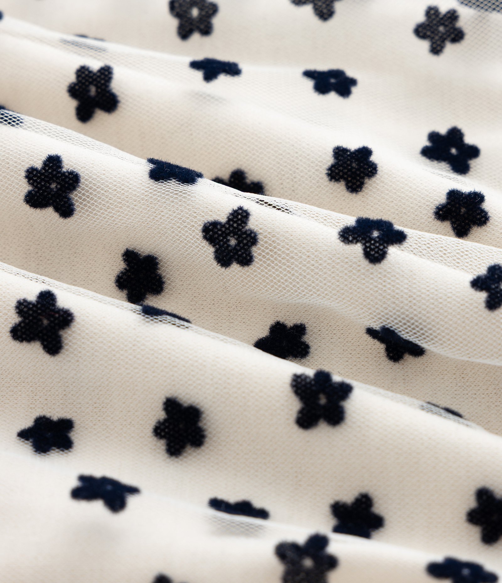 Vestido Infantil em Tule com Textura Floralzinho - Tam 1 a 6 anos Bege 3