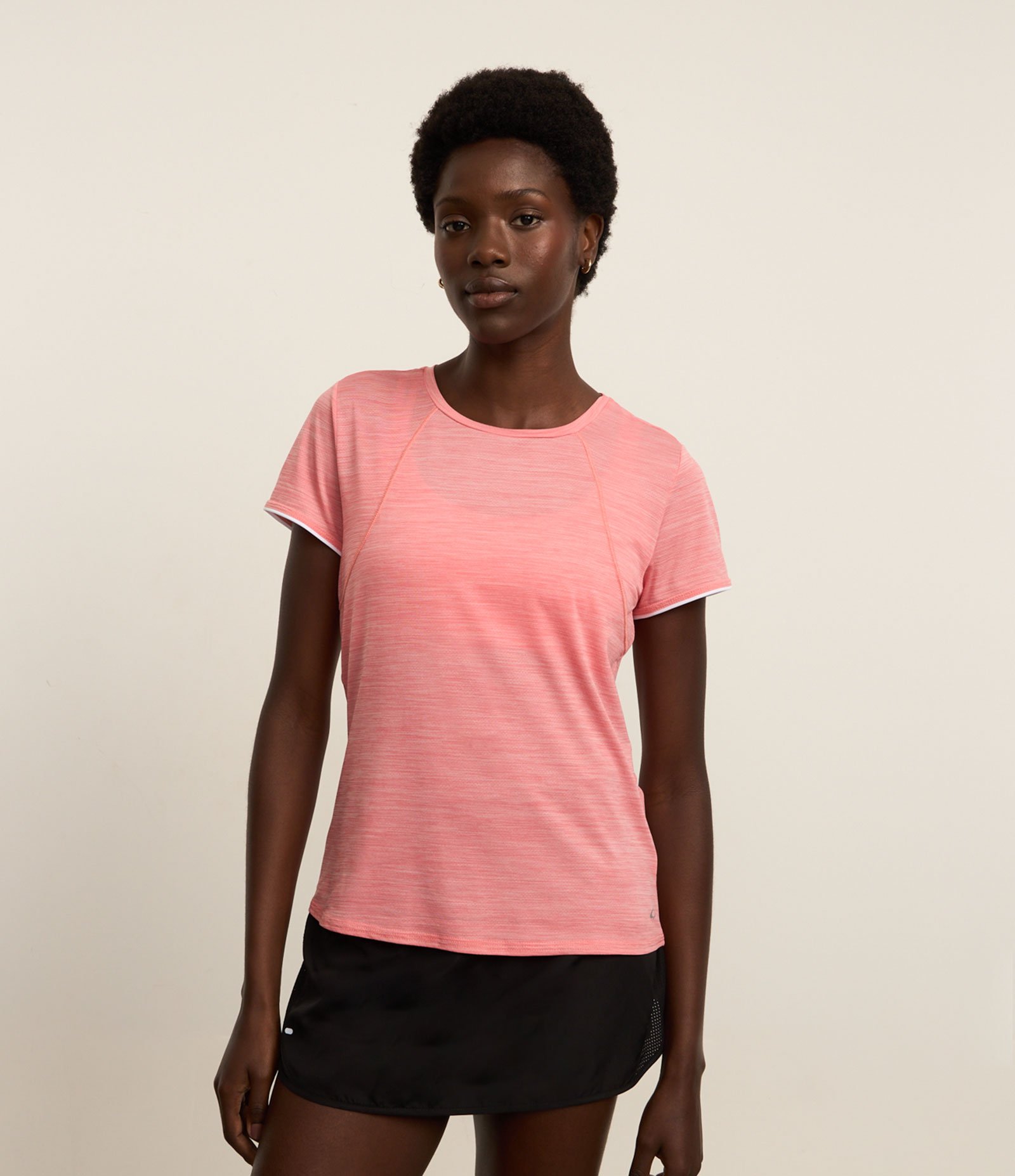 Camiseta Esportiva com Tecnologia Dry e Frisos nas Costas Rosa 2