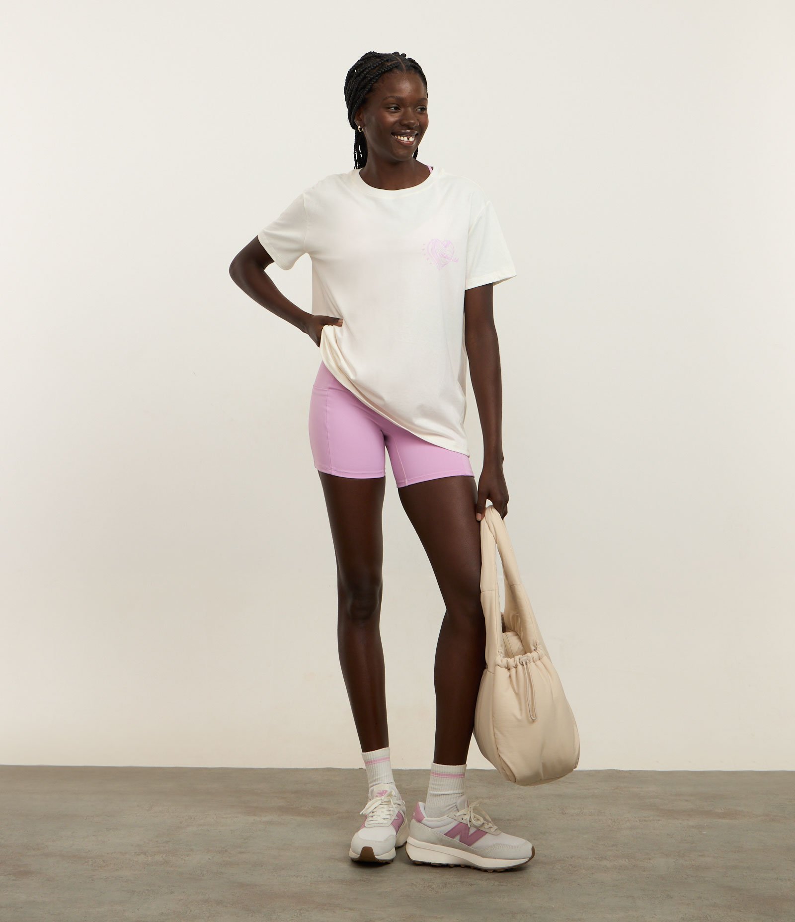 Camiseta Oversized Esportiva em Algodão com Estampa Coração Wellness Club Branco 3